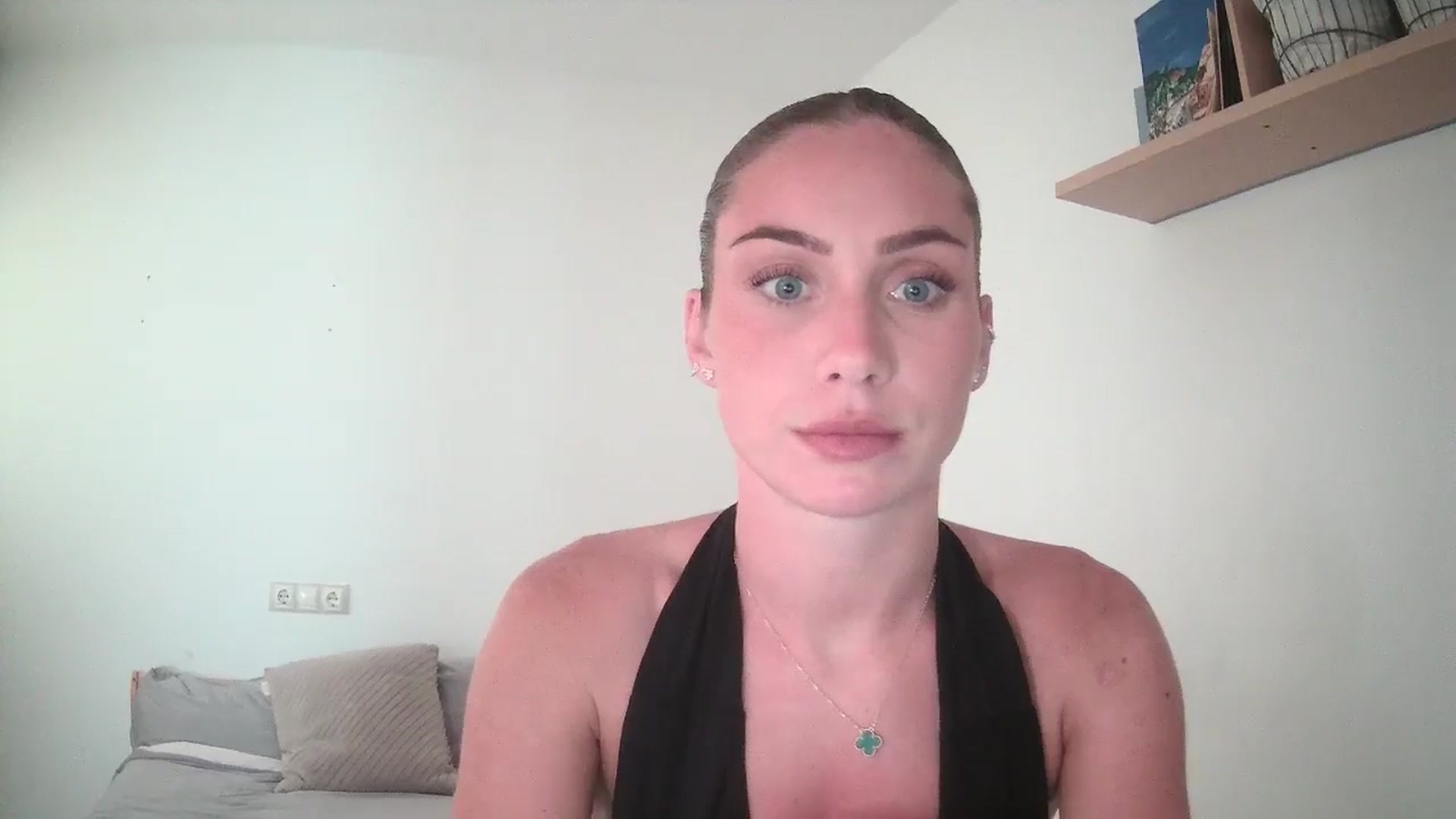 Gallery image thumbnail from English_Lola's myfreecams stream on, 08/05/2025, 14:44 image 12 of 20