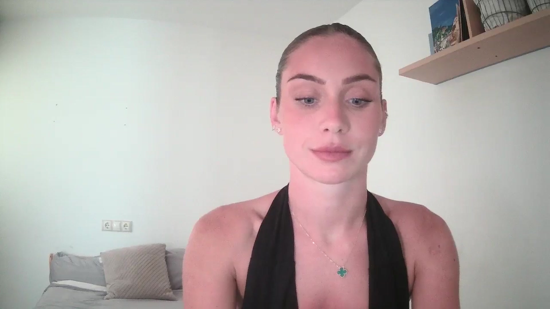 Gallery image thumbnail from English_Lola's myfreecams stream on, 08/05/2025, 14:44 image 11 of 20