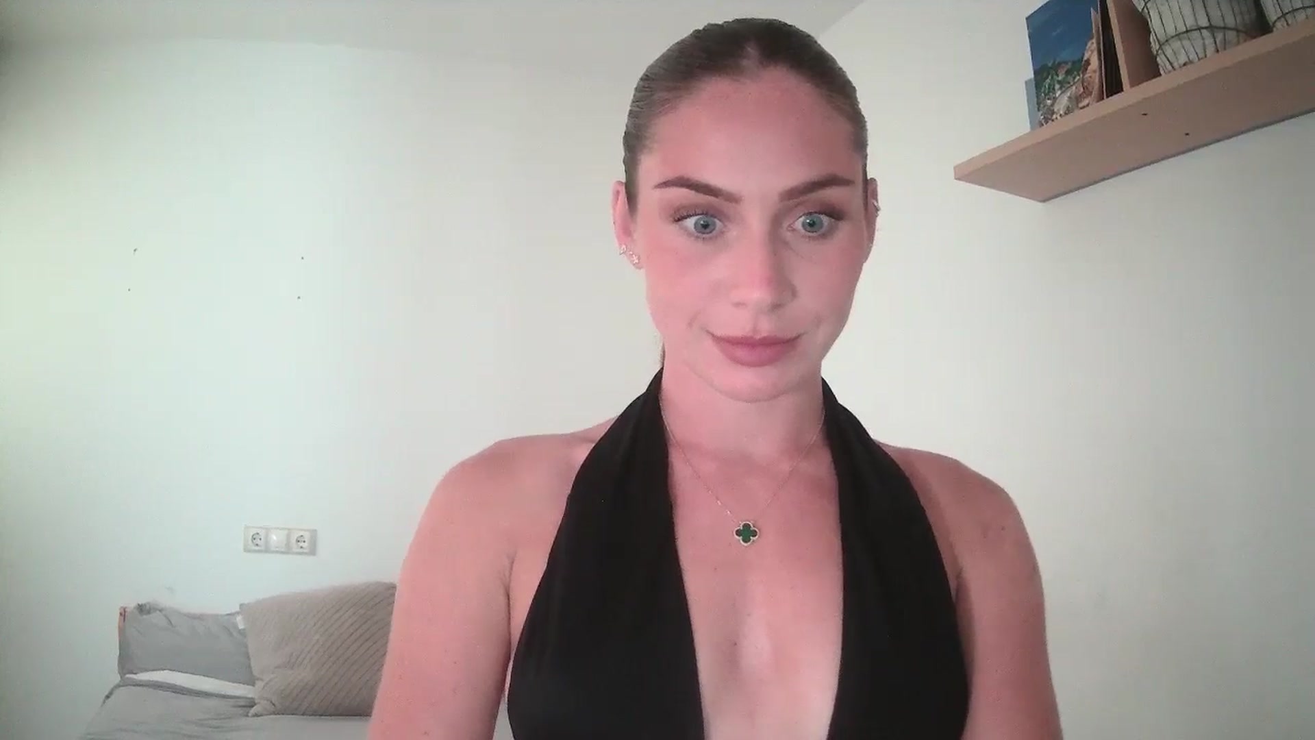 Gallery image thumbnail from English_Lola's myfreecams stream on, 08/05/2025, 15:18 image 20 of 20