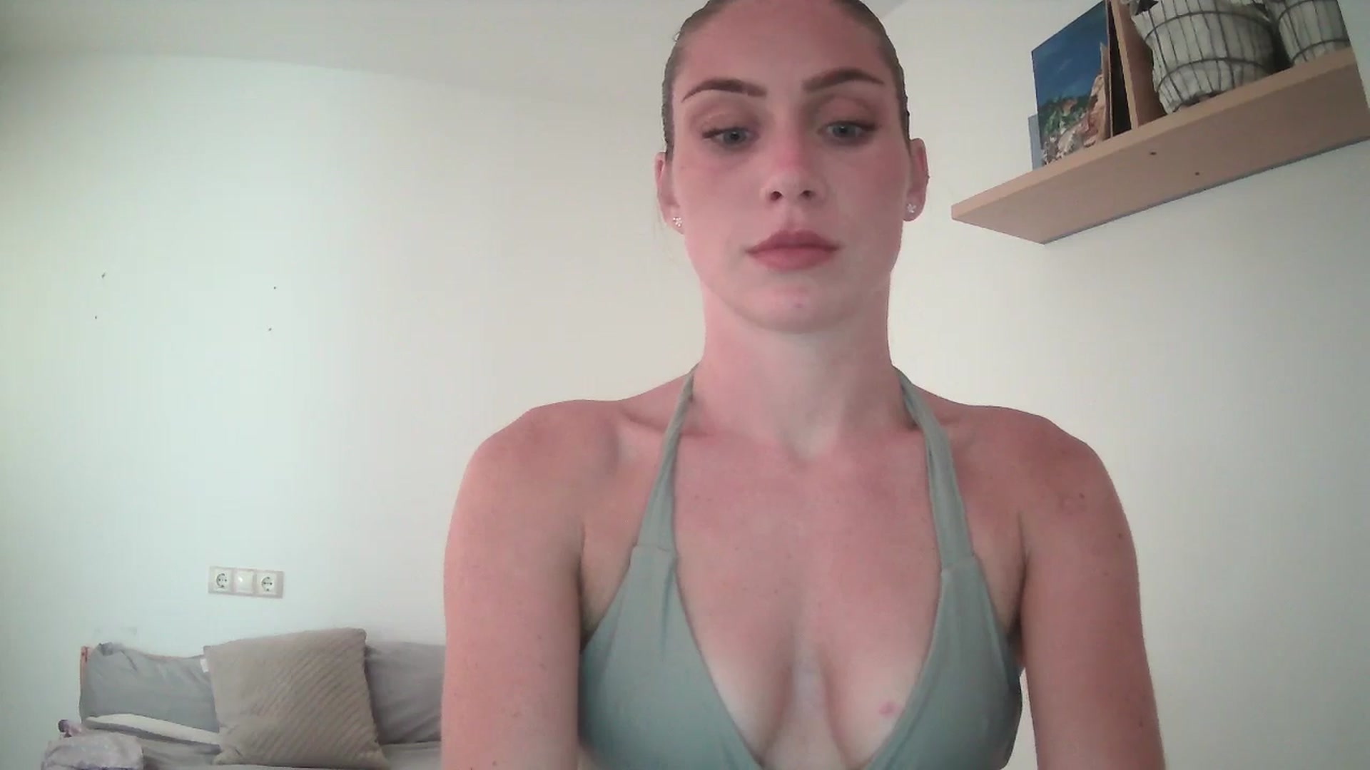 Gallery image thumbnail from English_Lola's myfreecams stream on, 08/06/2025, 17:12 image 4 of 20