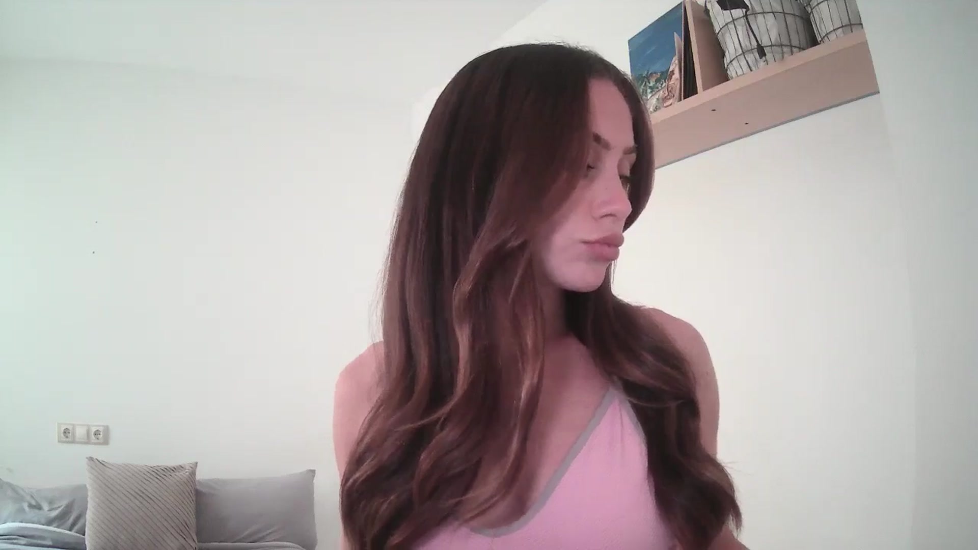 Gallery image thumbnail from English_Lola's myfreecams stream on, 08/07/2025, 09:06 image 8 of 20