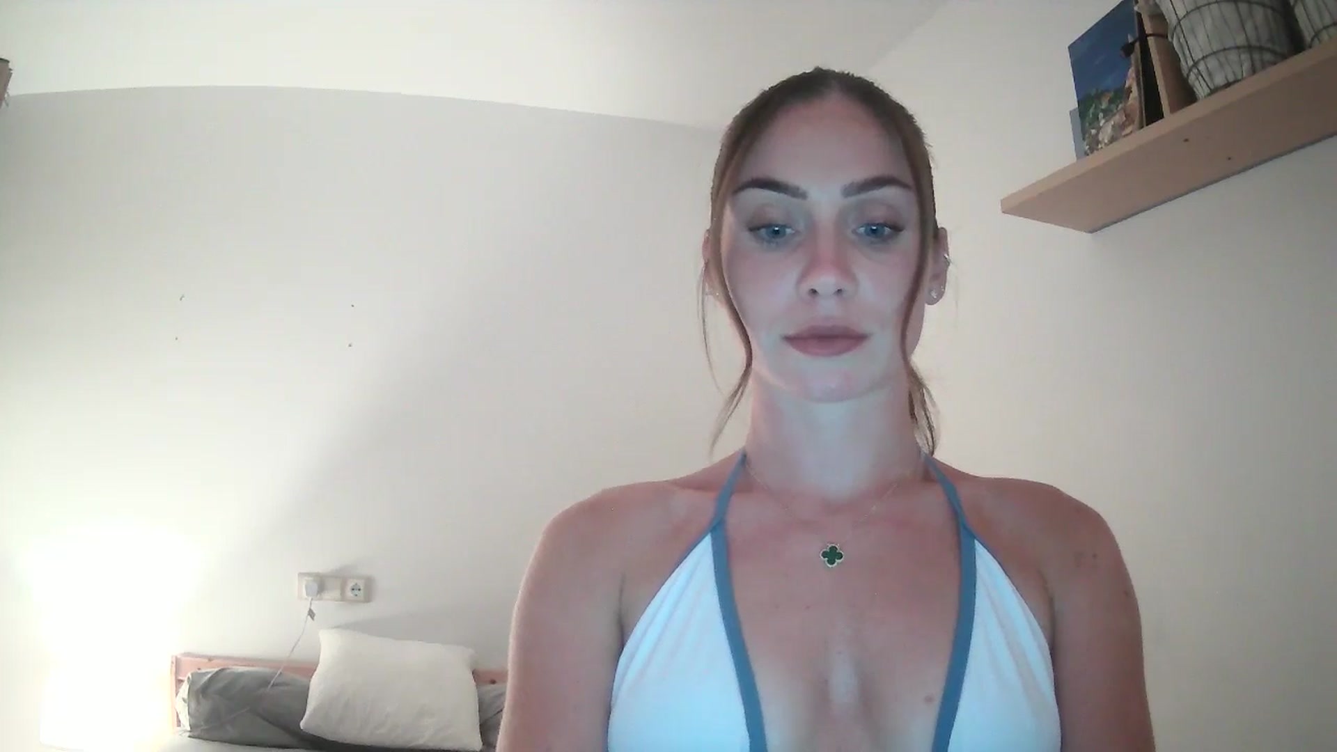 Gallery image thumbnail from English_Lola's myfreecams stream on, 08/11/2025, 18:54 image 17 of 20