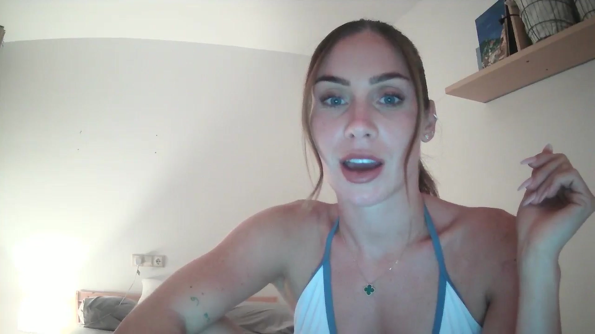 Gallery image thumbnail from English_Lola's myfreecams stream on, 08/11/2025, 18:54 image 4 of 20