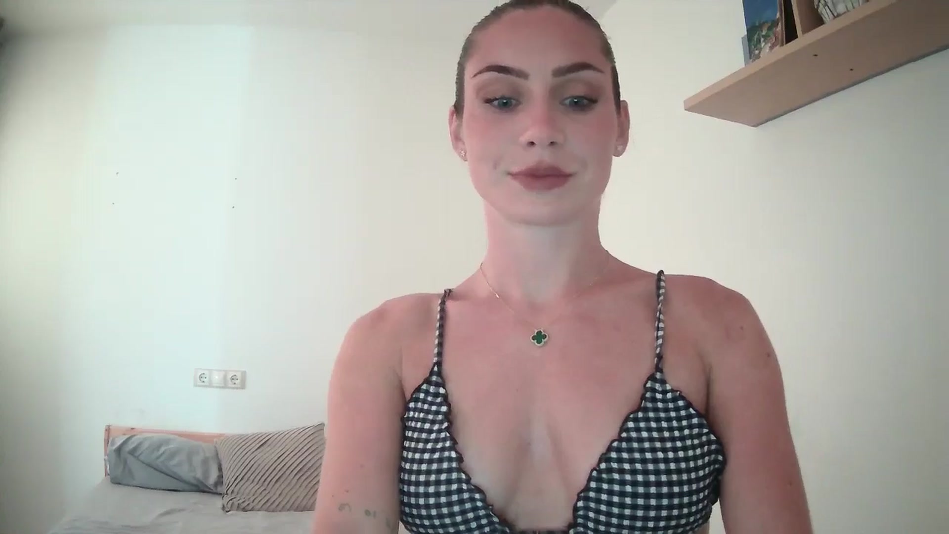 Gallery image thumbnail from English_Lola's myfreecams stream on, 08/12/2025, 12:30 image 10 of 20
