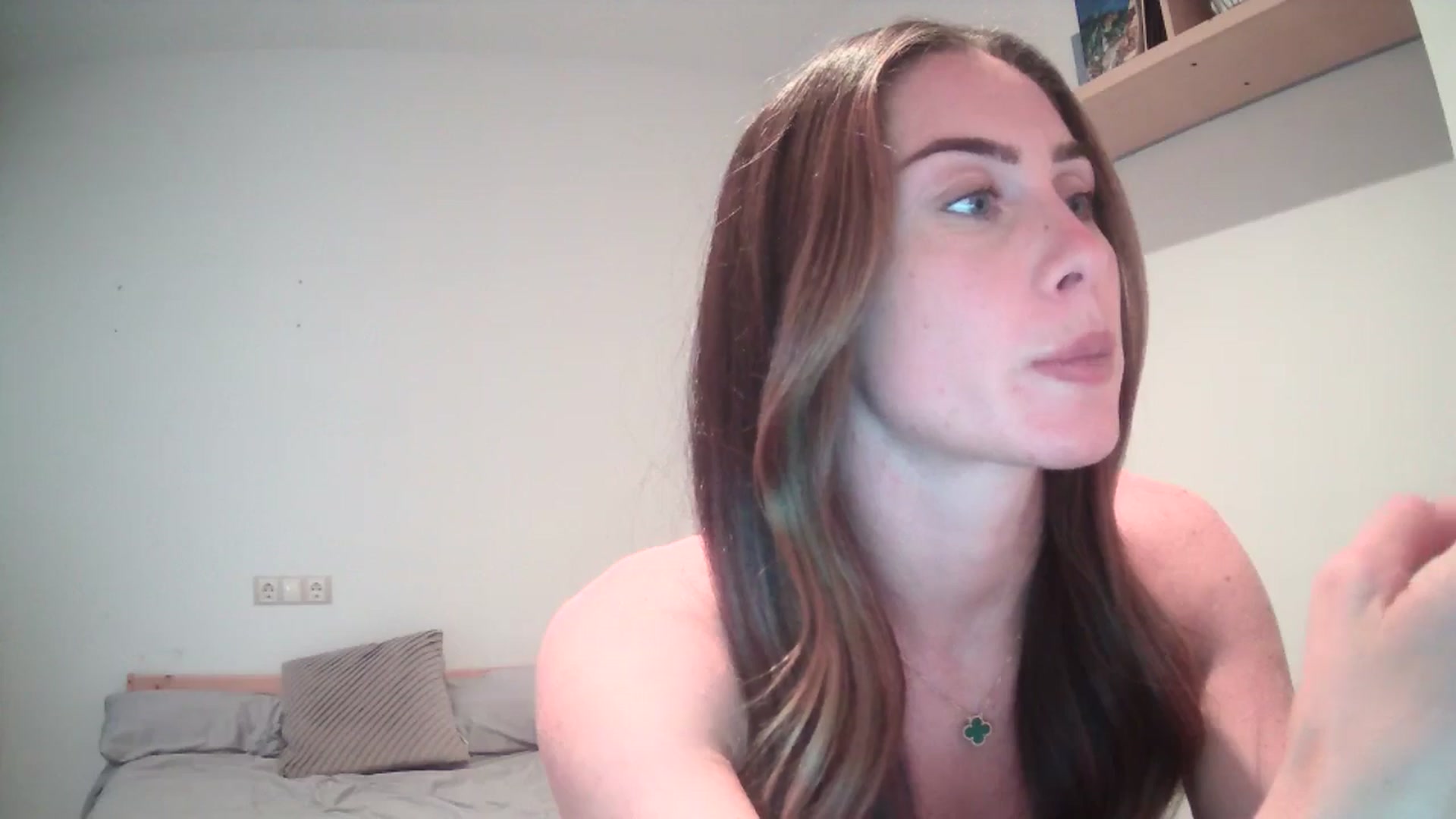 Gallery image thumbnail from English_Lola's myfreecams stream on, 08/19/2025, 18:18 image 14 of 20