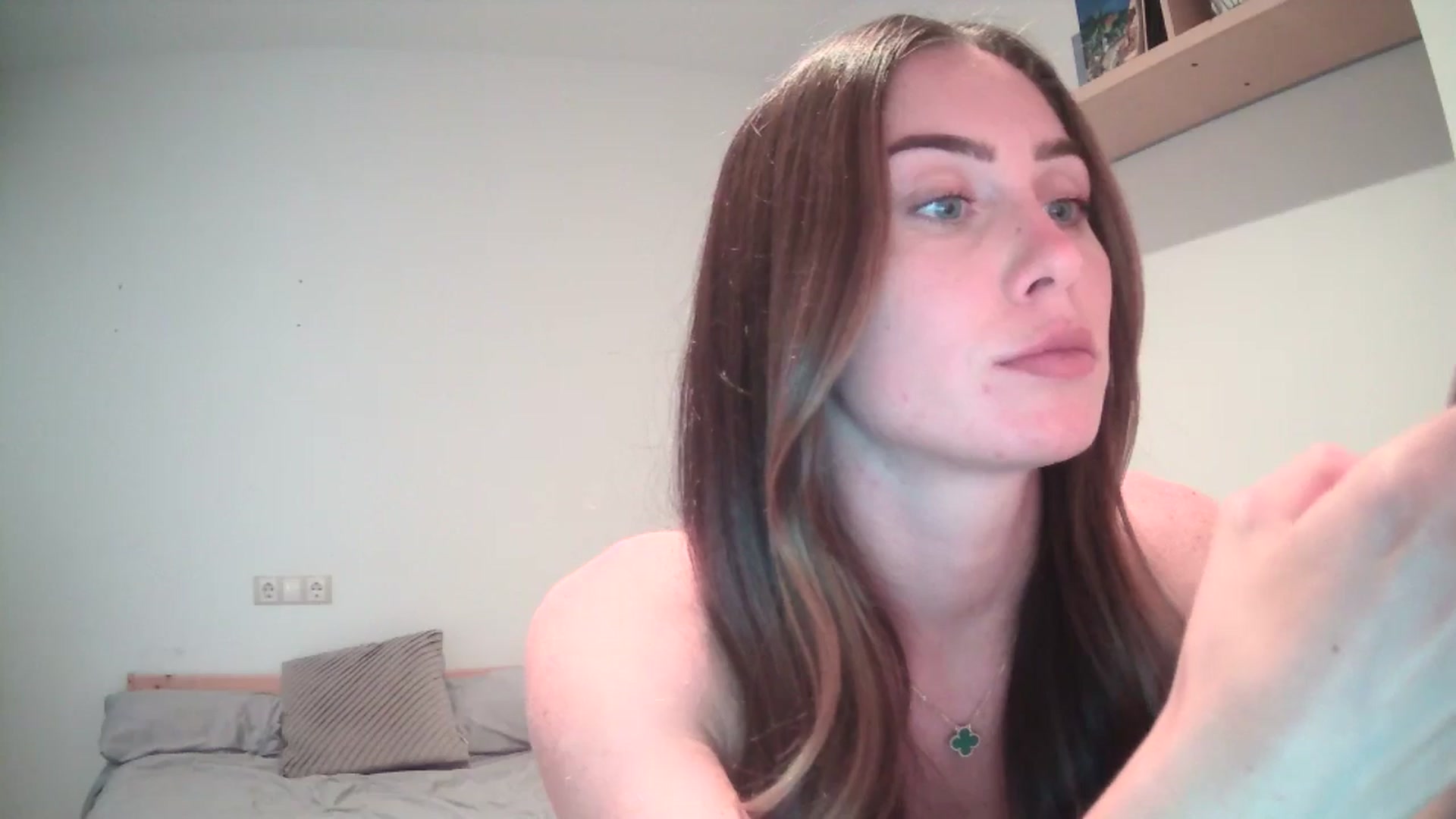 Gallery image thumbnail from English_Lola's myfreecams stream on, 08/19/2025, 18:18 image 12 of 20