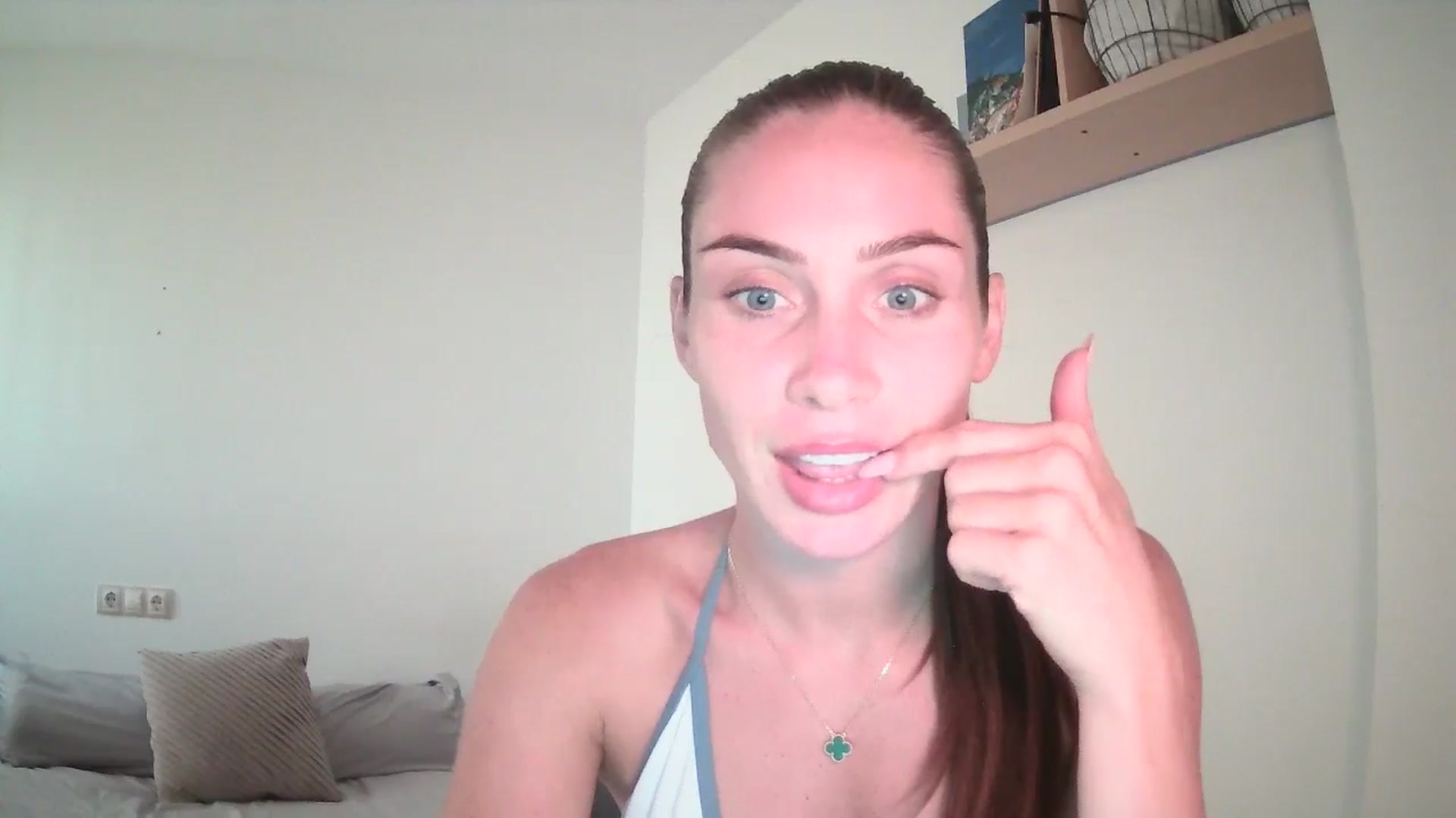 Gallery image thumbnail from English_Lola's myfreecams stream on, 08/25/2025, 16:47 image 14 of 20