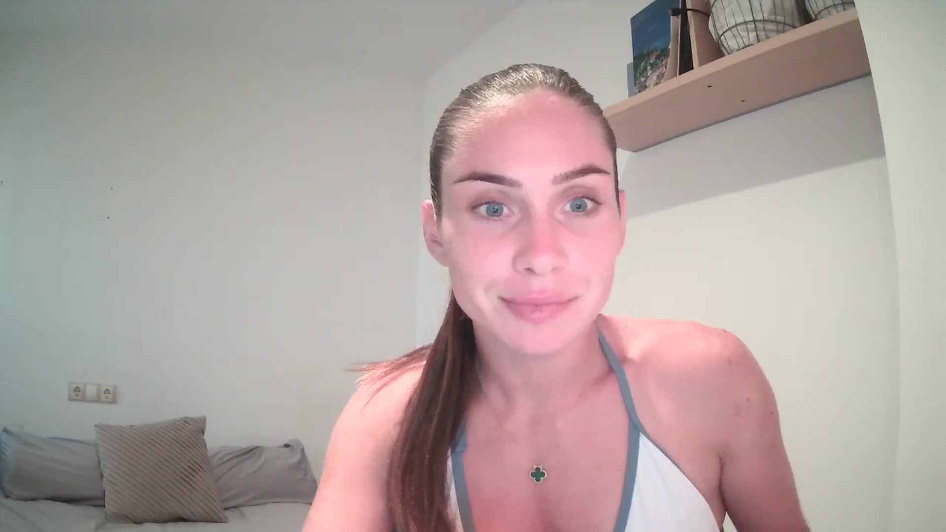 Gallery image thumbnail from English_Lola's myfreecams stream on, 08/25/2025, 17:14 image 5 of 20