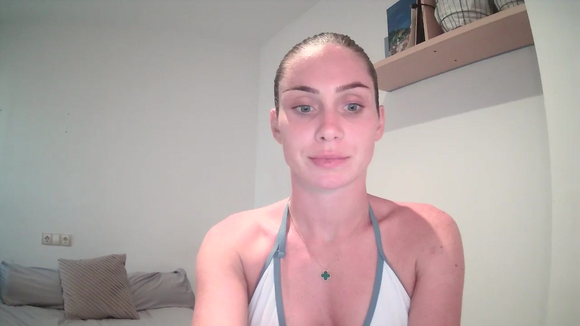 Gallery image thumbnail from English_Lola's myfreecams stream on, 08/25/2025, 17:14 image 18 of 20