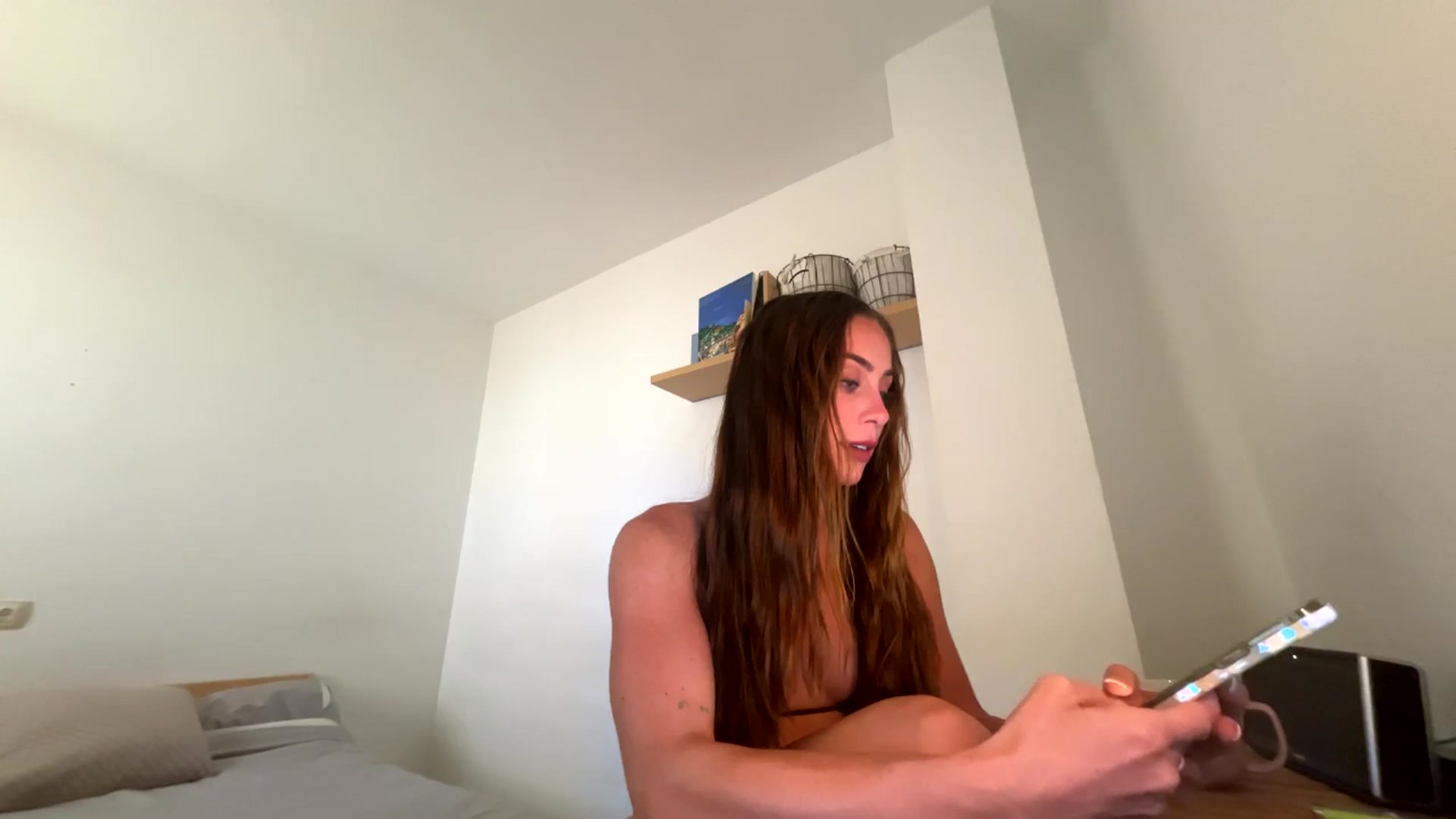 Gallery image thumbnail from English_Lola's myfreecams stream on, 09/17/2025, 14:00 image 16 of 20