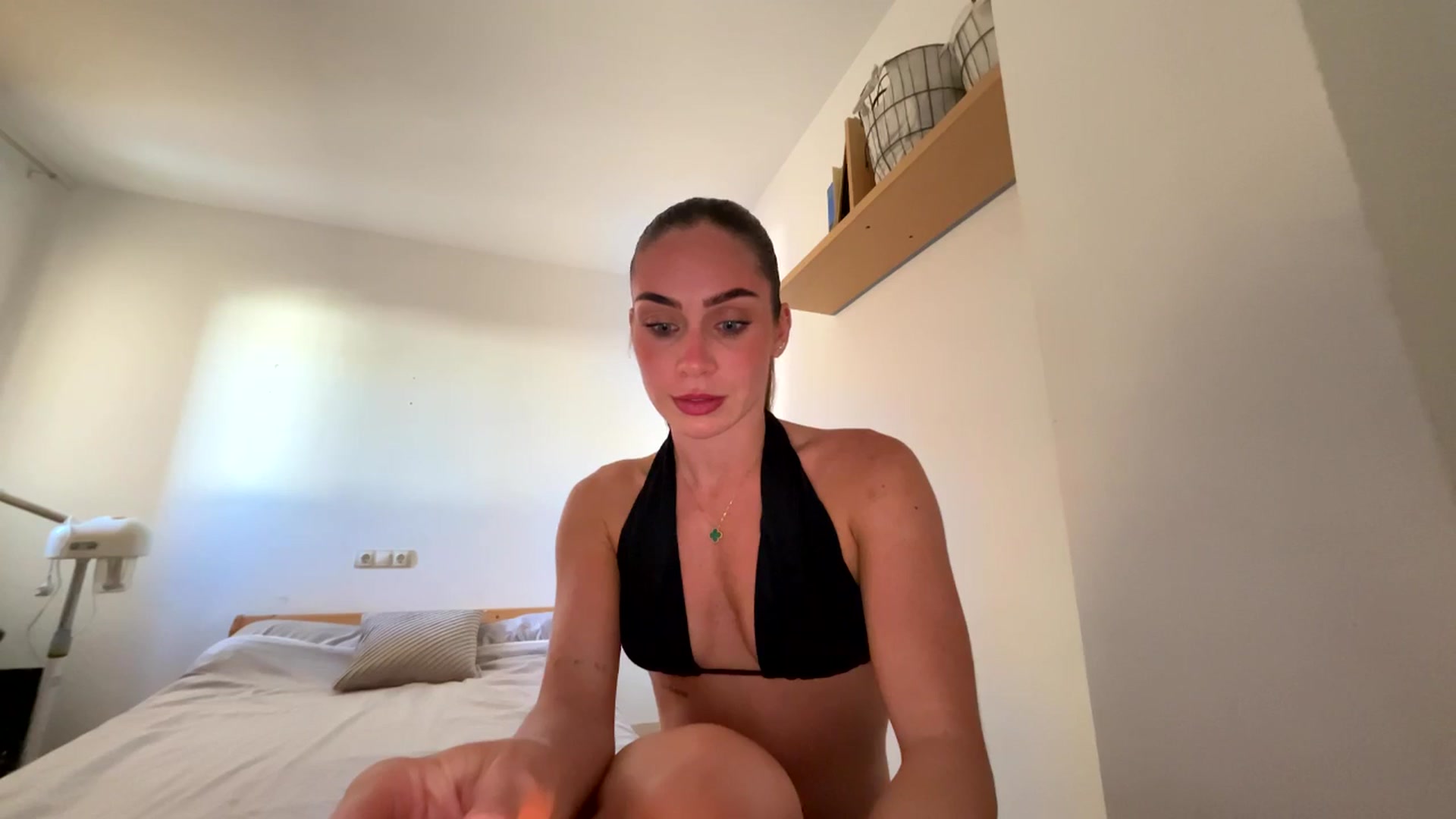 Gallery image thumbnail from English_Lola's myfreecams stream on, 09/19/2025, 15:20 image 19 of 20