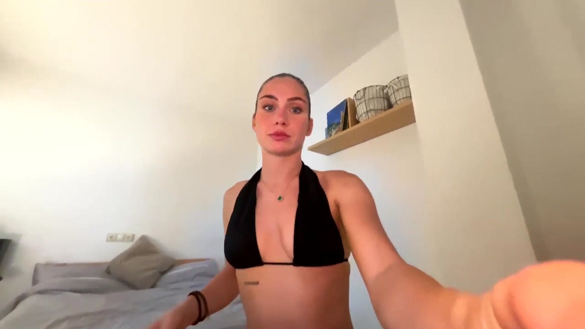 Gallery image thumbnail from English_Lola's myfreecams stream on, 10/22/2025, 07:21 image 18 of 20