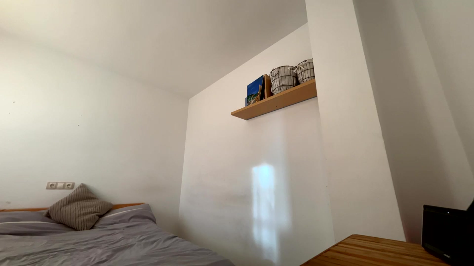 Gallery image thumbnail from English_Lola's myfreecams stream on, 10/22/2025, 08:00 image 10 of 20
