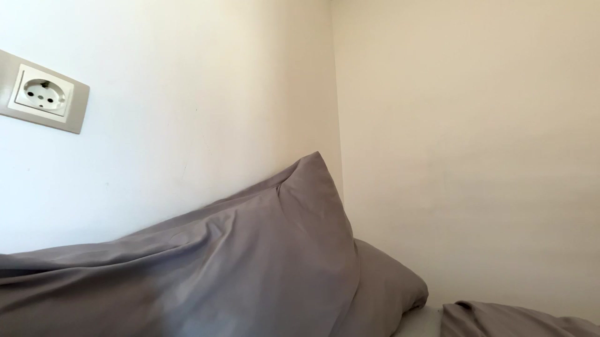 Gallery image thumbnail from English_Lola's myfreecams stream on, 10/23/2025, 11:52 image 10 of 20