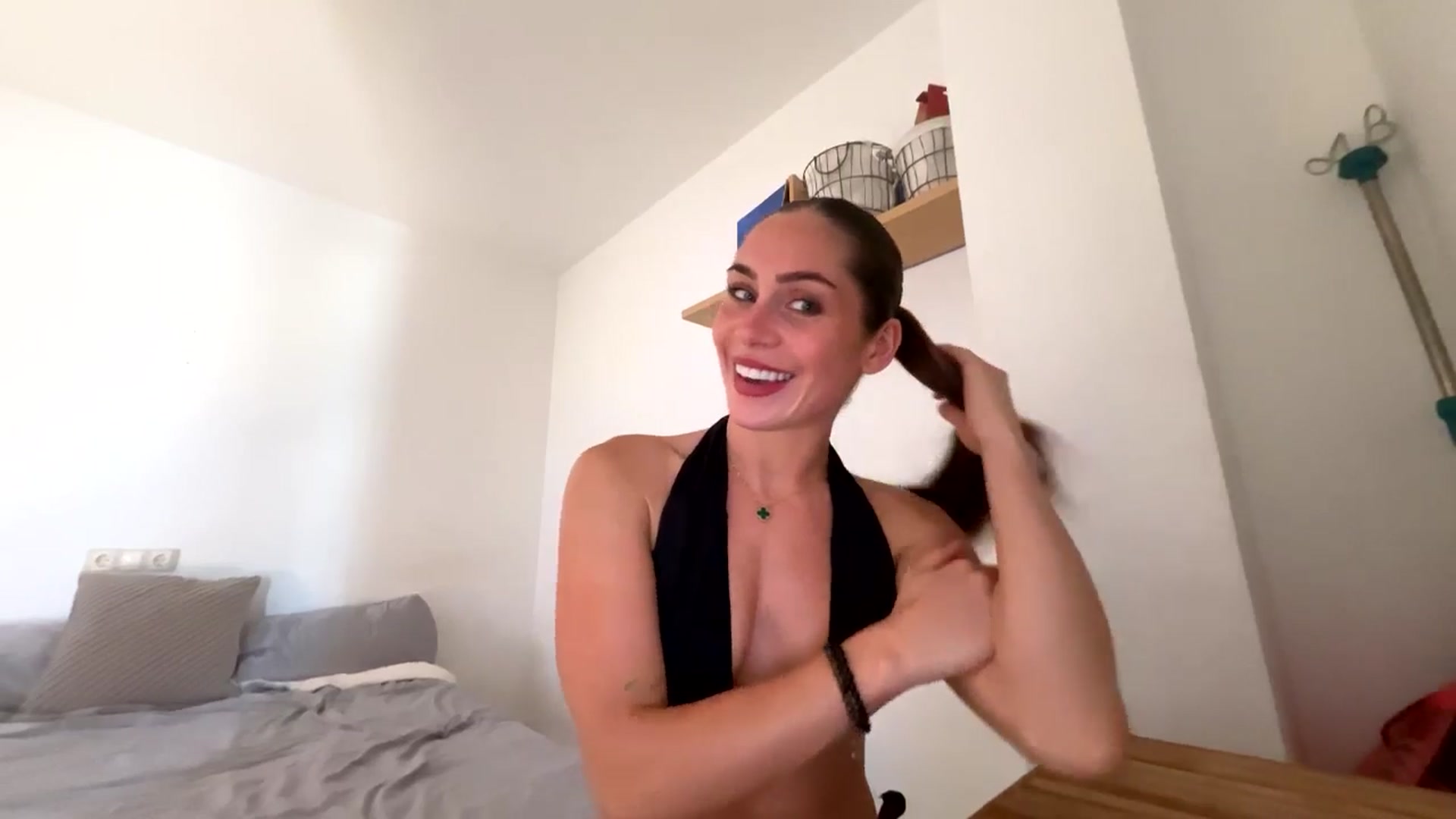 Gallery image thumbnail from English_Lola's myfreecams stream on, 10/25/2025, 12:37 image 4 of 20