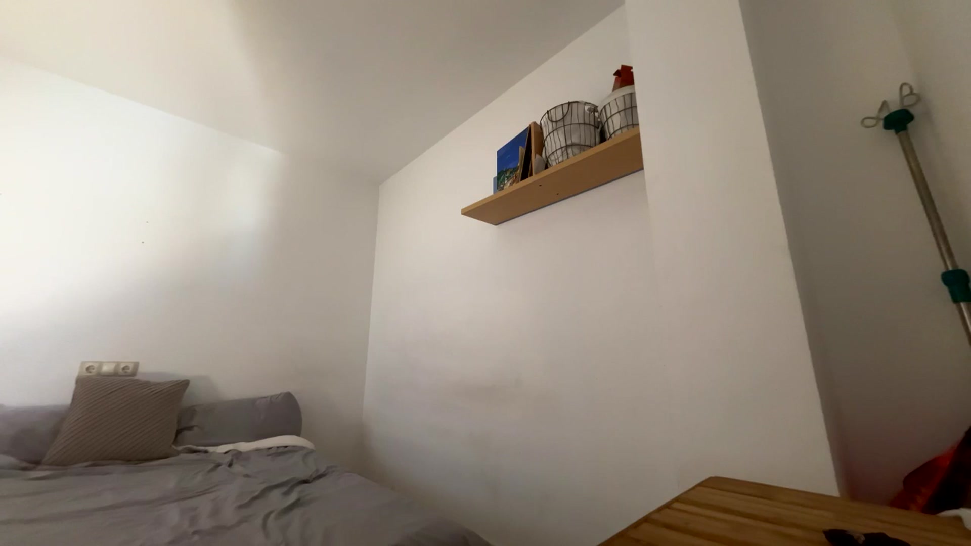 Gallery image thumbnail from English_Lola's myfreecams stream on, 10/25/2025, 12:37 image 14 of 20