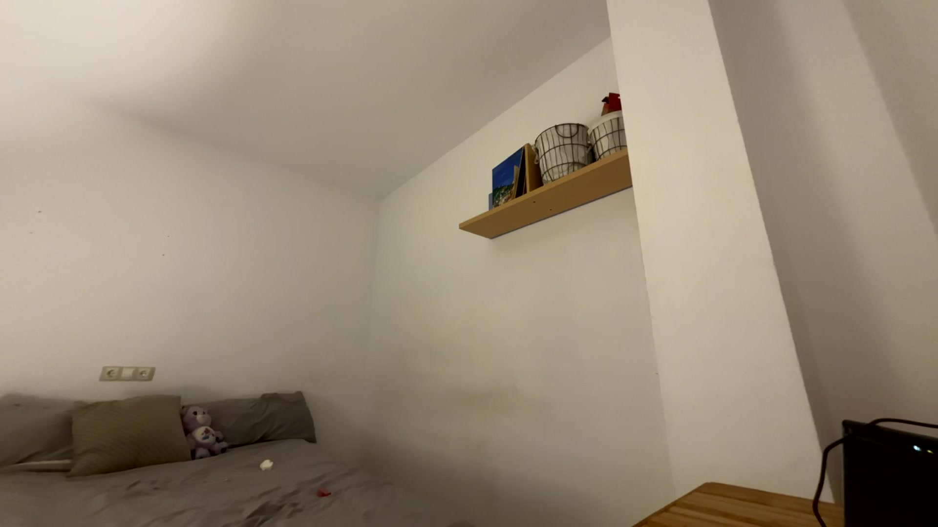 Gallery image thumbnail from English_Lola's myfreecams stream on, 11/04/2025, 07:18 image 1 of 20