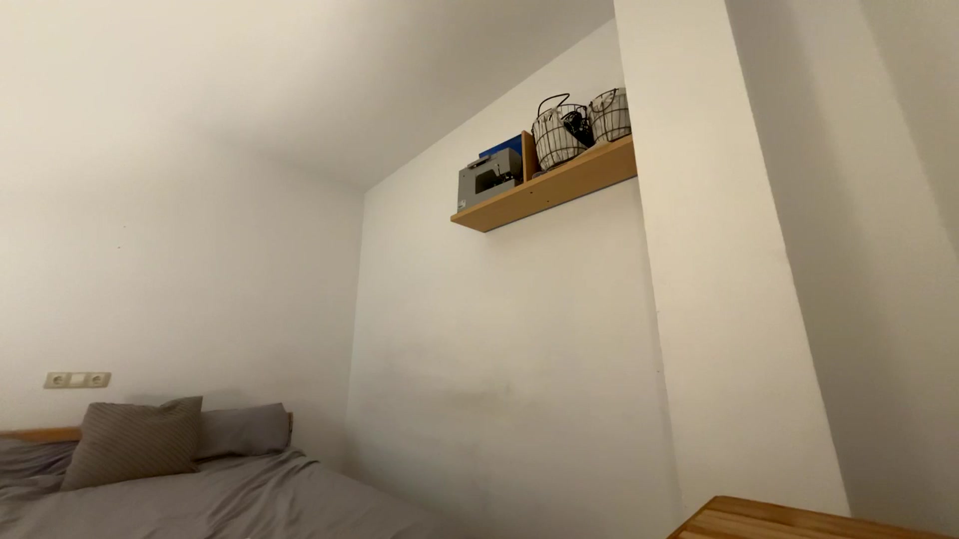 Gallery image thumbnail from English_Lola's myfreecams stream on, 12/20/2025, 11:16 image 14 of 20