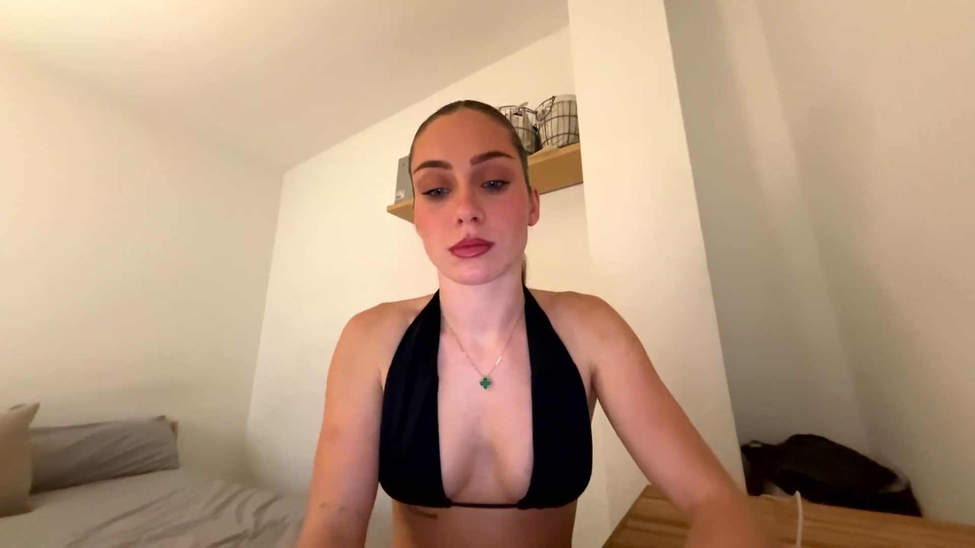 Gallery image thumbnail from English_Lola's myfreecams stream on, 01/02/2026, 14:47 image 14 of 20