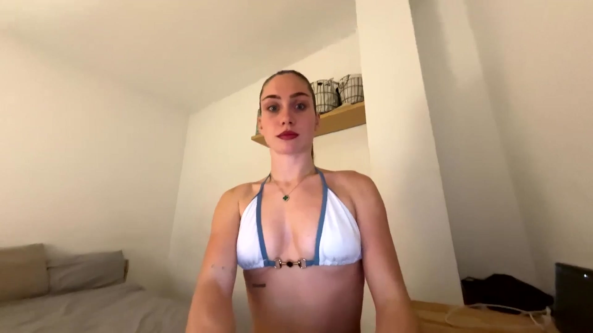 Gallery image thumbnail from English_Lola's myfreecams stream on, 01/05/2026, 11:42 image 5 of 20