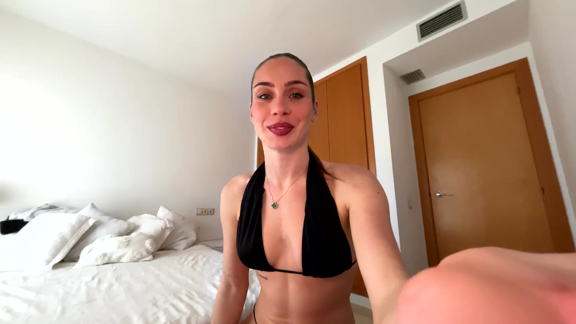 Gallery image thumbnail from English_Lola's myfreecams stream on, 01/20/2026, 14:26 image 1 of 20