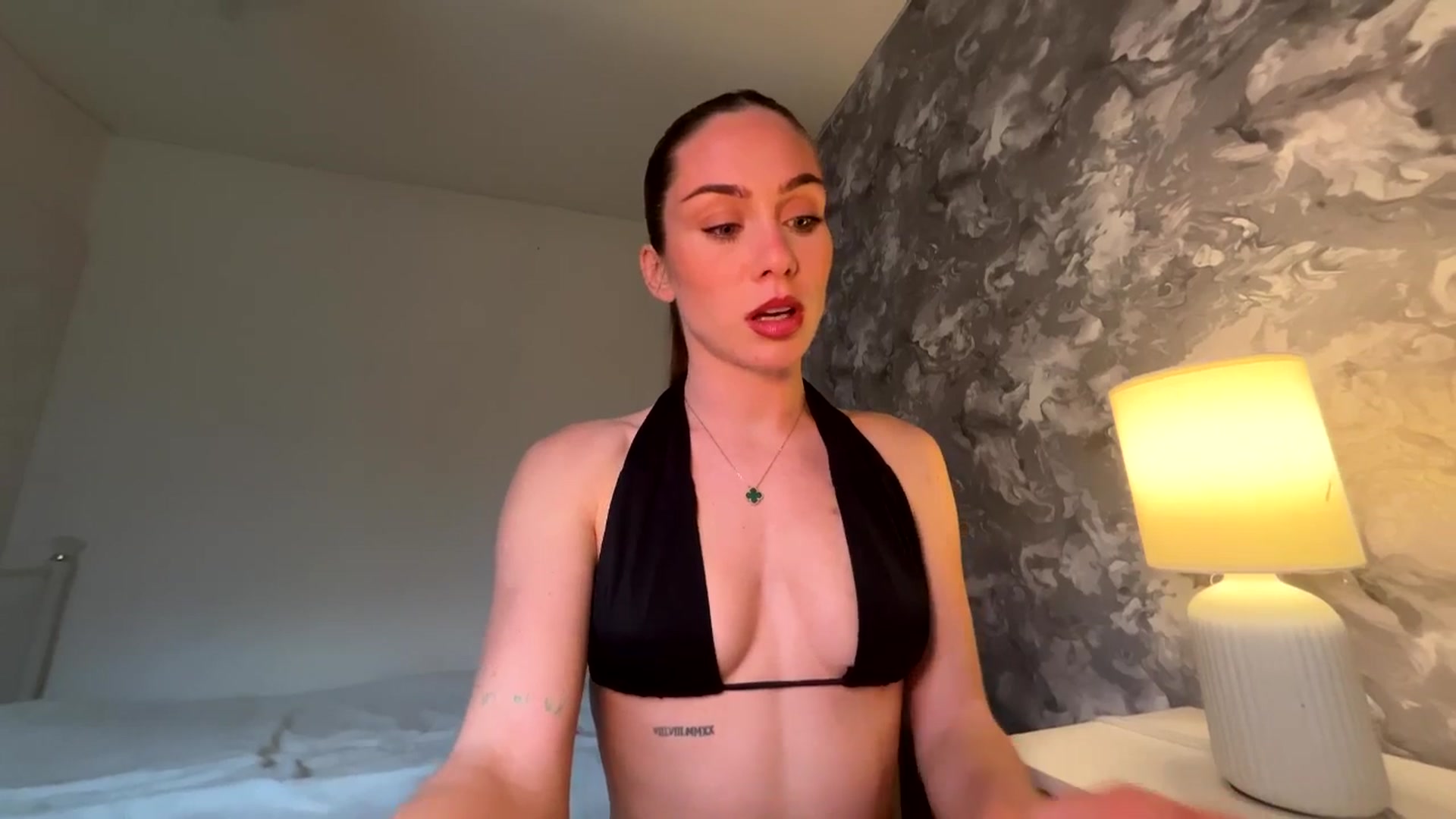 Gallery image thumbnail from English_Lola's myfreecams stream on, 01/26/2026, 14:40 image 6 of 20