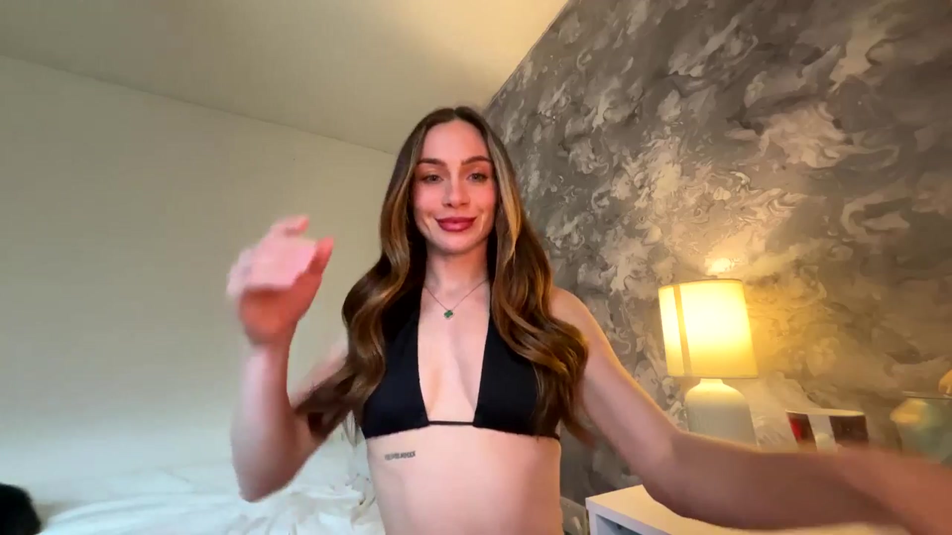 Gallery image thumbnail from English_Lola's myfreecams stream on, 02/12/2026, 14:57 image 2 of 20