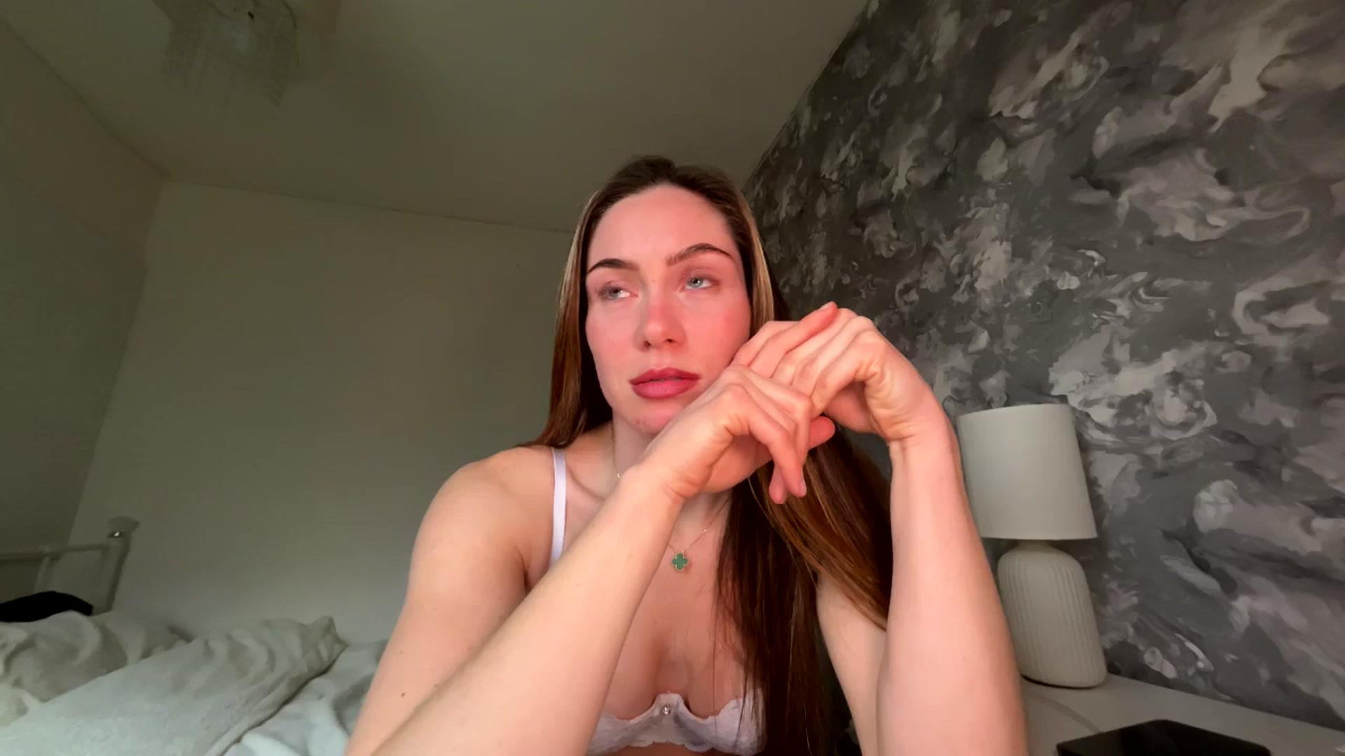 Gallery image thumbnail from English_Lola's myfreecams stream on, 02/19/2026, 15:35 image 15 of 20