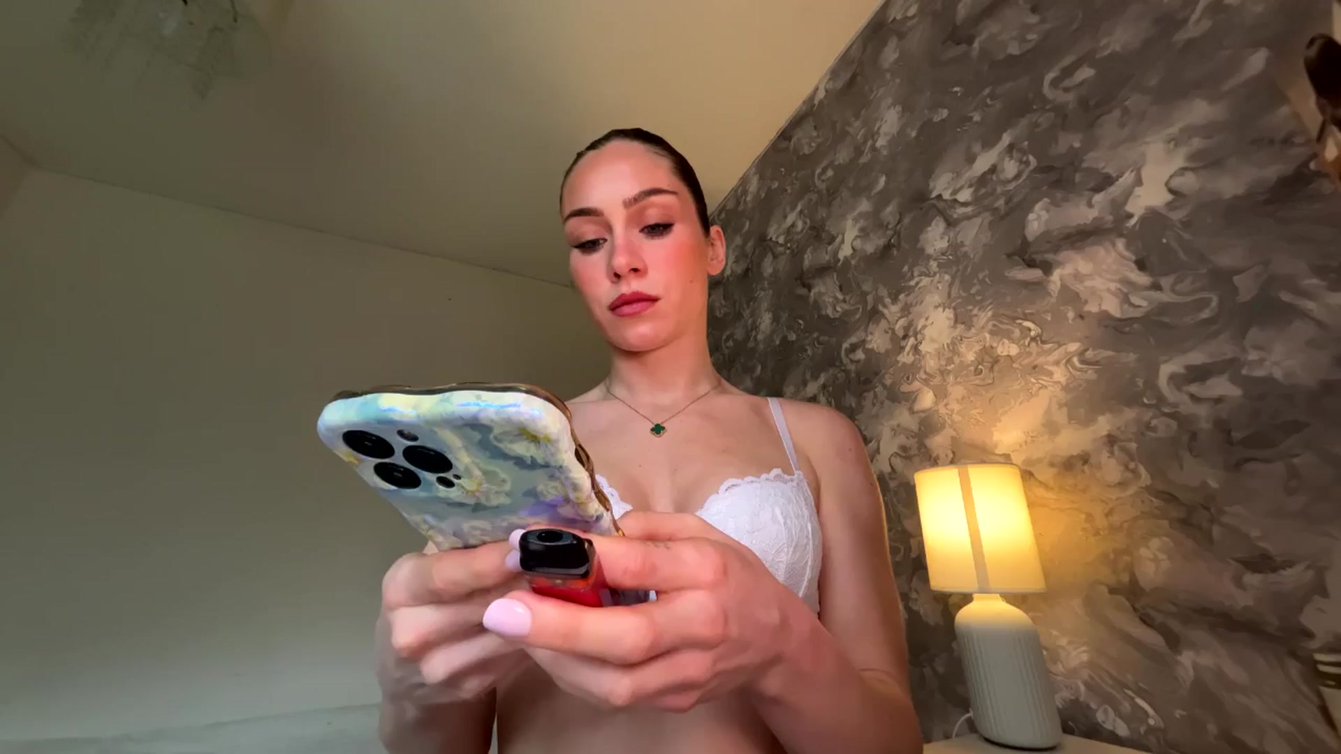 Gallery image thumbnail from English_Lola's myfreecams stream on, 02/26/2026, 11:18 image 1 of 20
