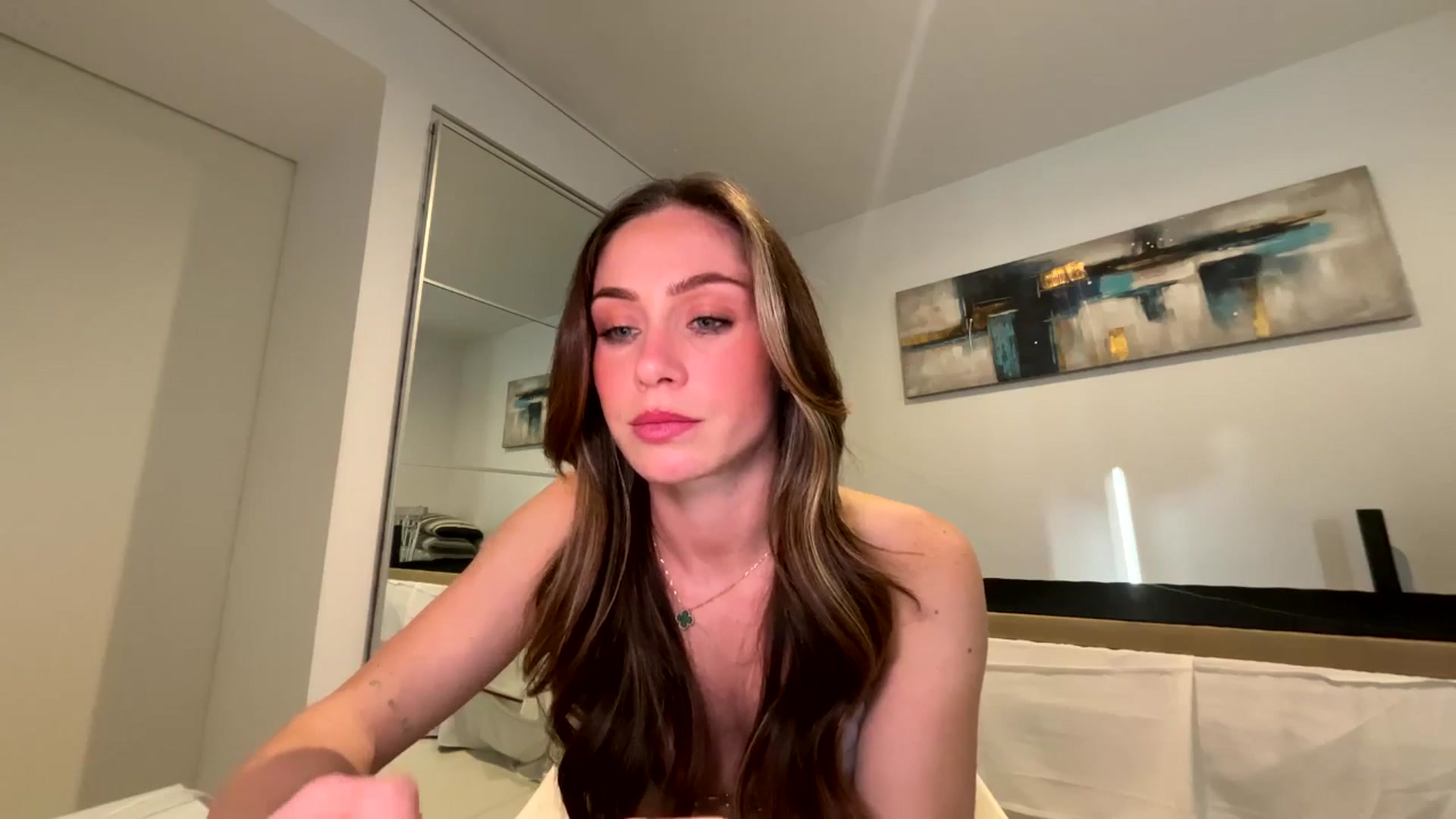 Gallery image thumbnail from English_Lola's myfreecams stream on, 03/07/2026, 16:54 image 11 of 20