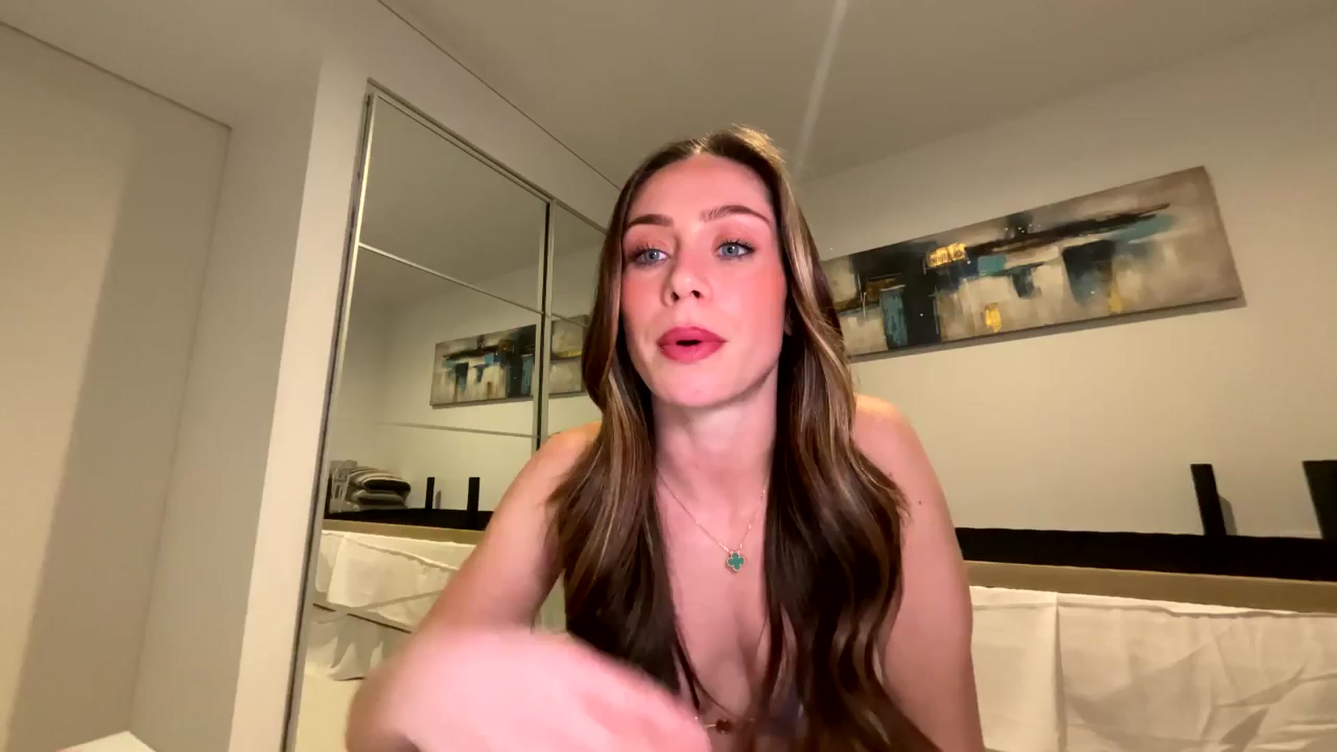 Gallery image thumbnail from English_Lola's myfreecams stream on, 03/07/2026, 18:55 image 5 of 20