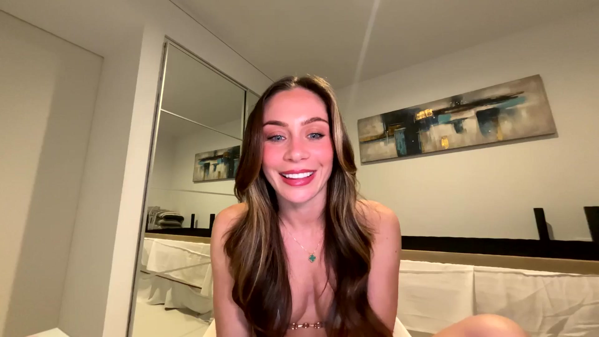 Gallery image thumbnail from English_Lola's myfreecams stream on, 03/07/2026, 18:55 image 6 of 20