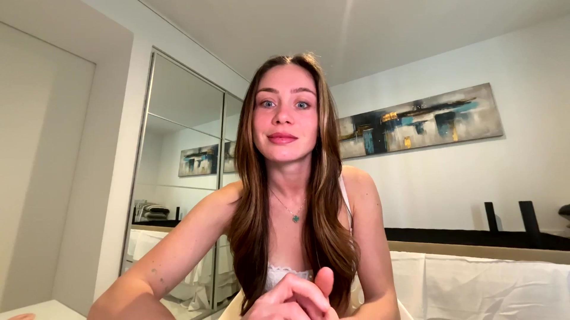 Gallery image thumbnail from English_Lola's myfreecams stream on, 03/08/2026, 09:37 image 16 of 20