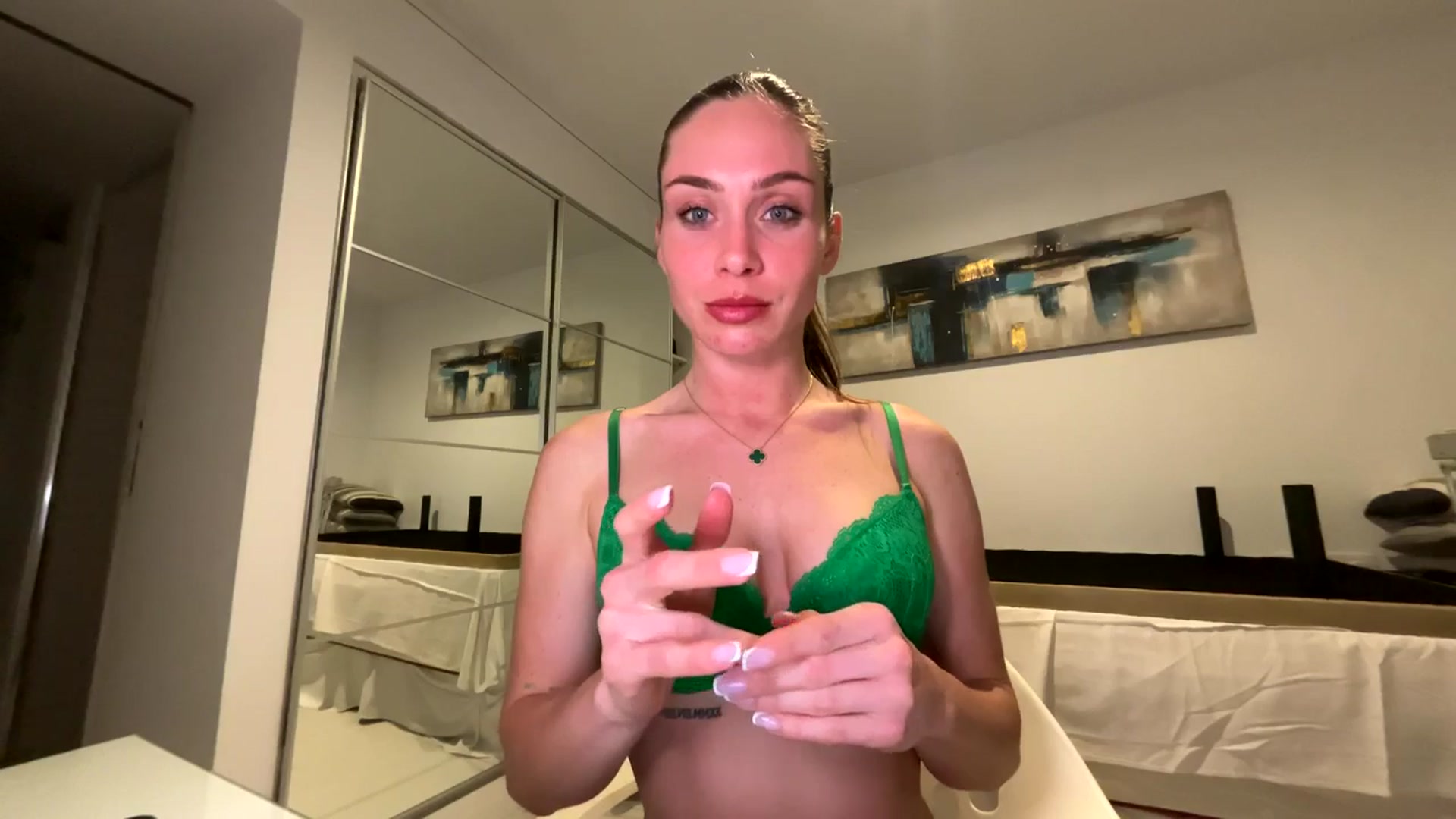 Gallery image thumbnail from English_Lola's myfreecams stream on, 03/09/2026, 20:09 image 7 of 20