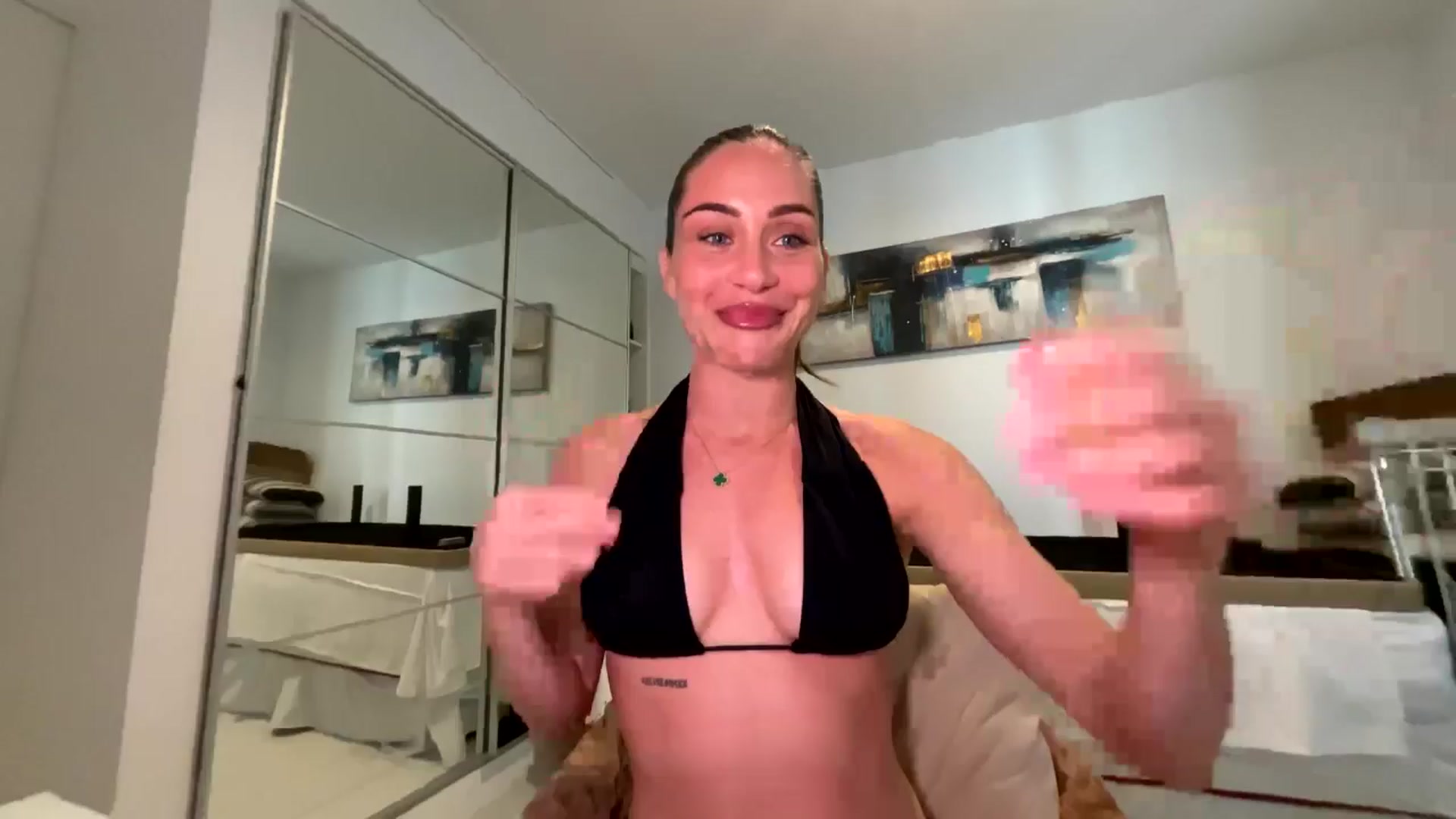 Gallery image thumbnail from English_Lola's myfreecams stream on, 03/19/2026, 11:44 image 1 of 20