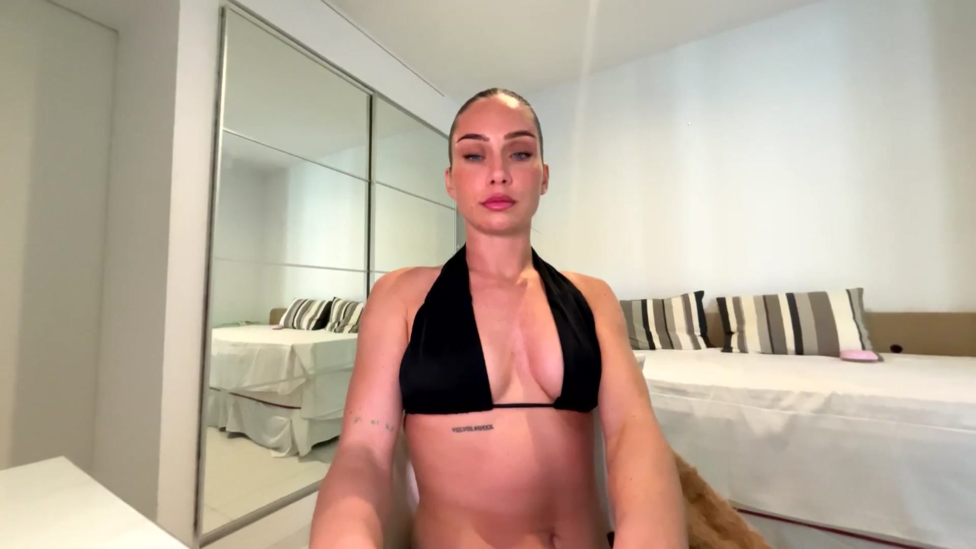 Gallery image thumbnail from English_Lola's myfreecams stream on, 03/24/2026, 11:23 image 5 of 20