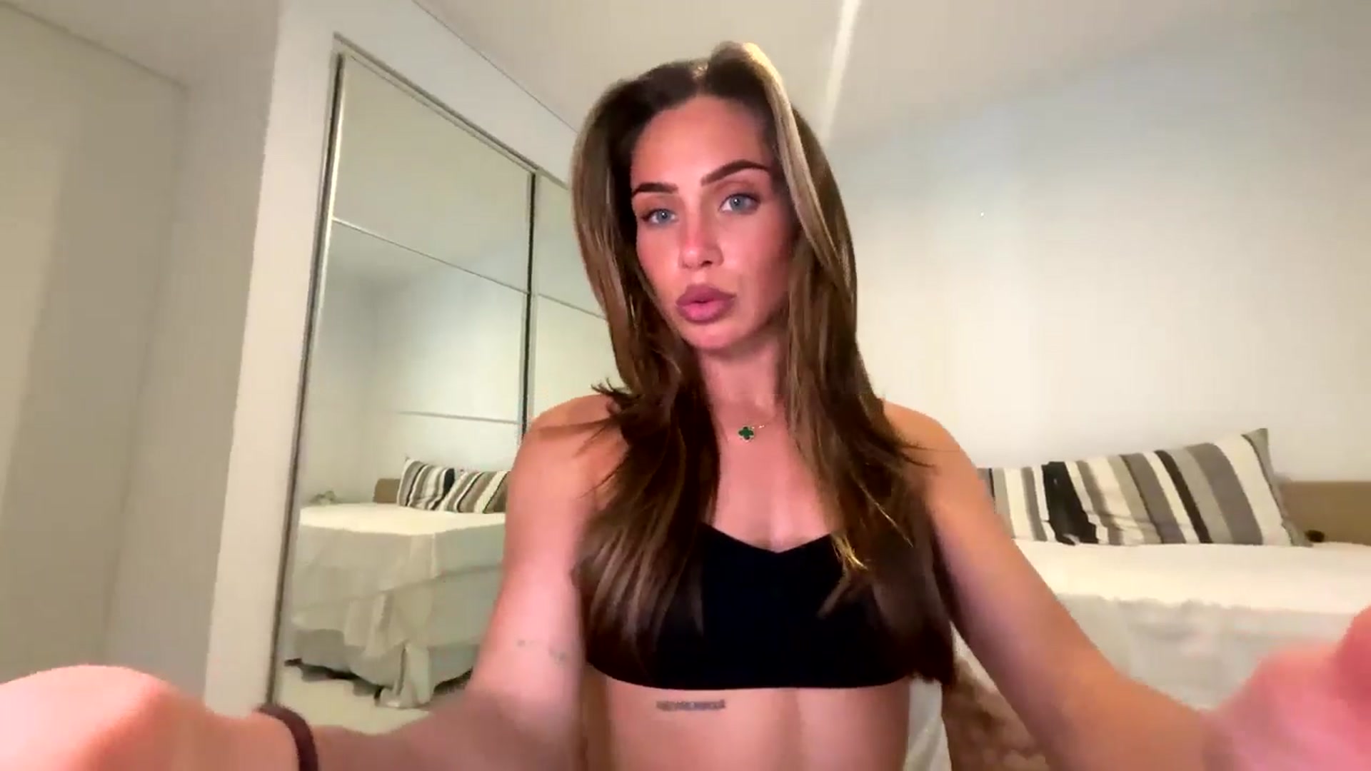 Gallery image thumbnail from English_Lola's myfreecams stream on, 04/03/2026, 12:47 image 3 of 20
