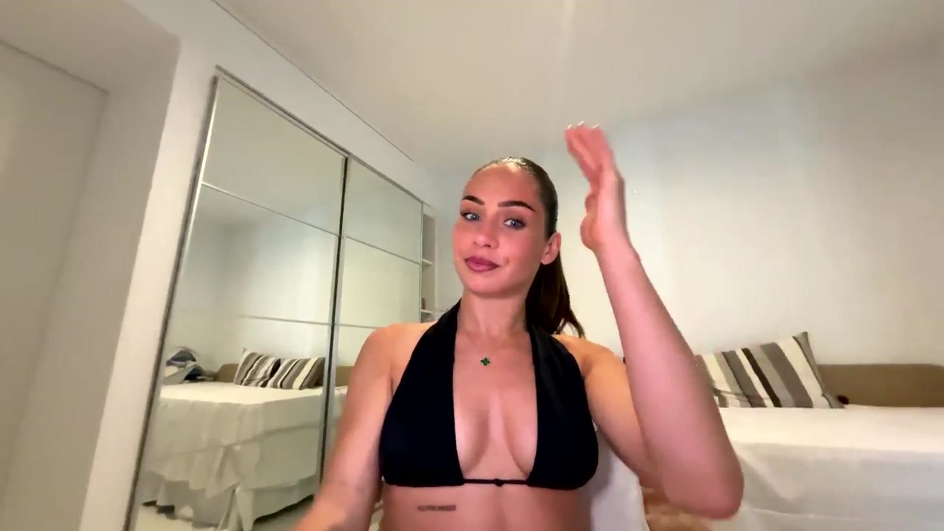 Gallery image thumbnail from English_Lola's myfreecams stream on, 04/04/2026, 08:27 image 19 of 20