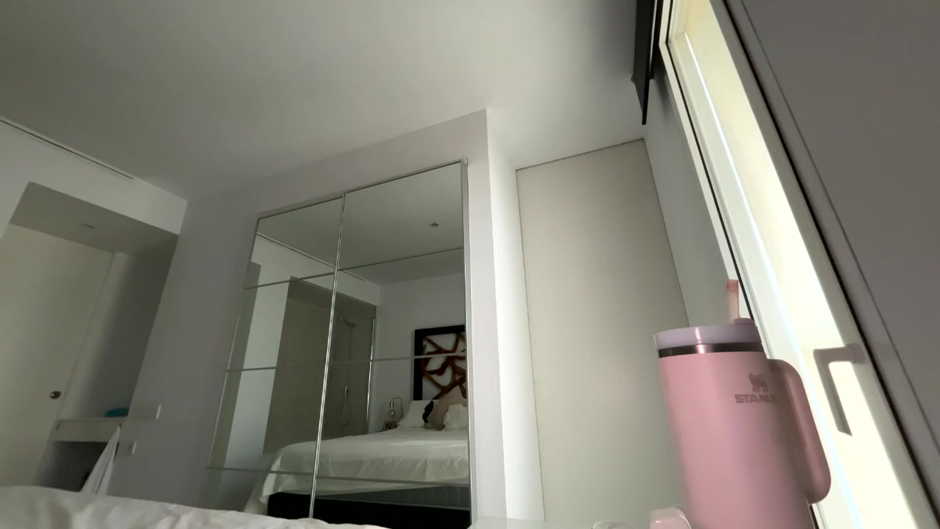 Gallery image thumbnail from English_Lola's myfreecams stream on, 04/15/2026, 08:31 image 4 of 20