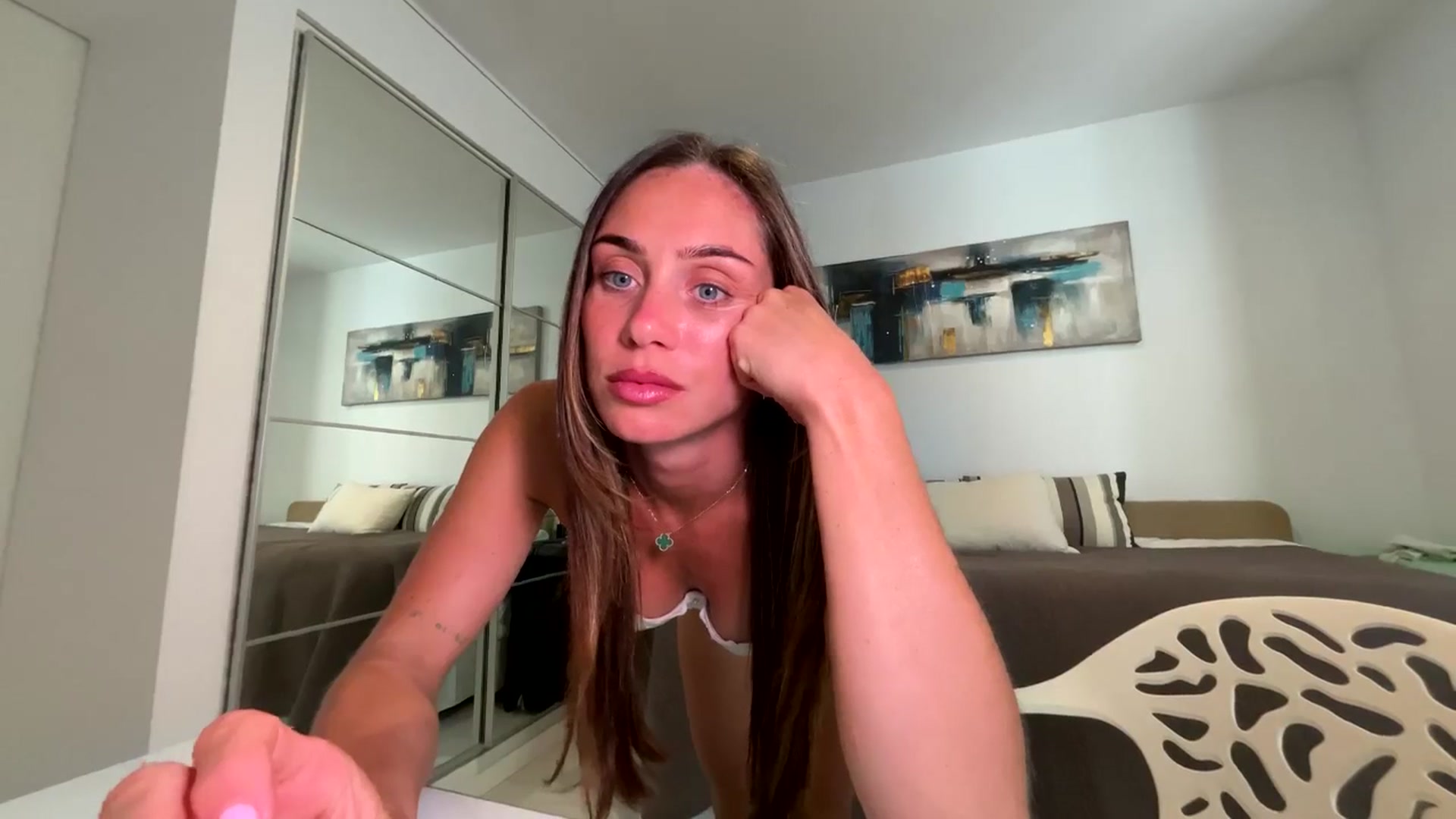 Gallery image thumbnail from English_Lola's myfreecams stream on, 04/23/2026, 12:06 image 14 of 20