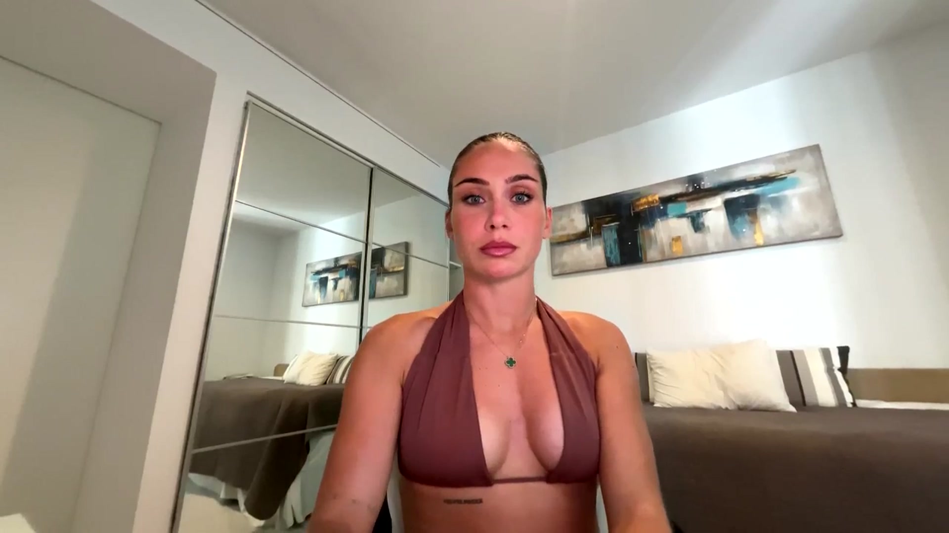 Gallery image thumbnail from English_Lola's myfreecams stream on, 04/26/2026, 11:43 image 9 of 20