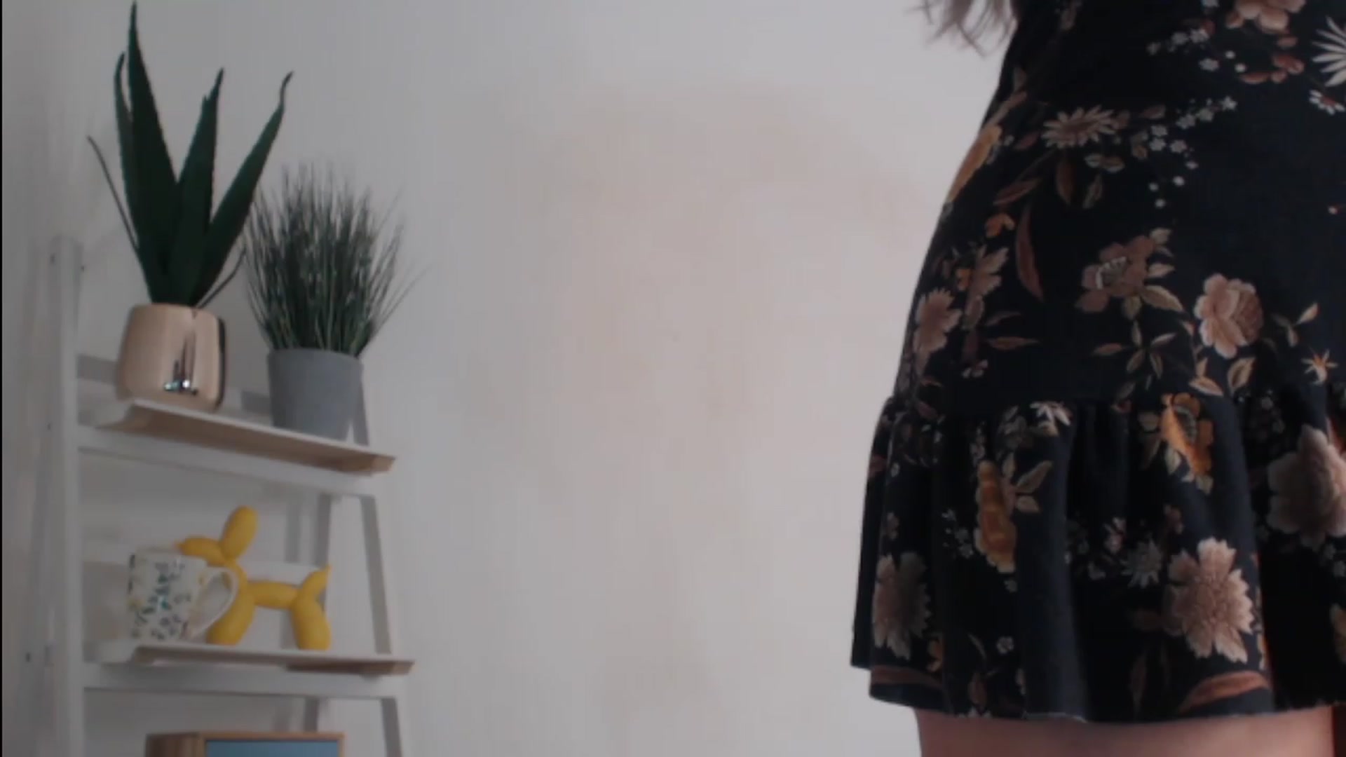 Gallery image thumbnail from English_rose_'s myfreecams stream on, 11/21/2022, 13:30 image 18 of 20