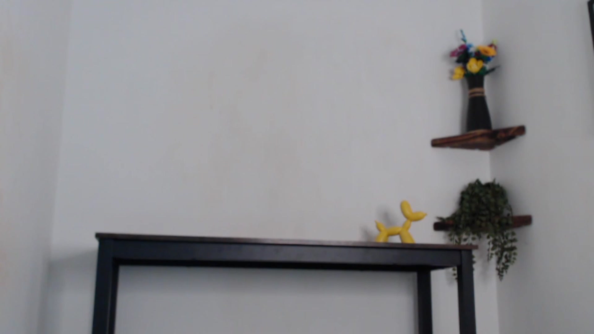 Gallery image thumbnail from English_rose_'s myfreecams stream on, 08/08/2023, 11:09 image 15 of 20