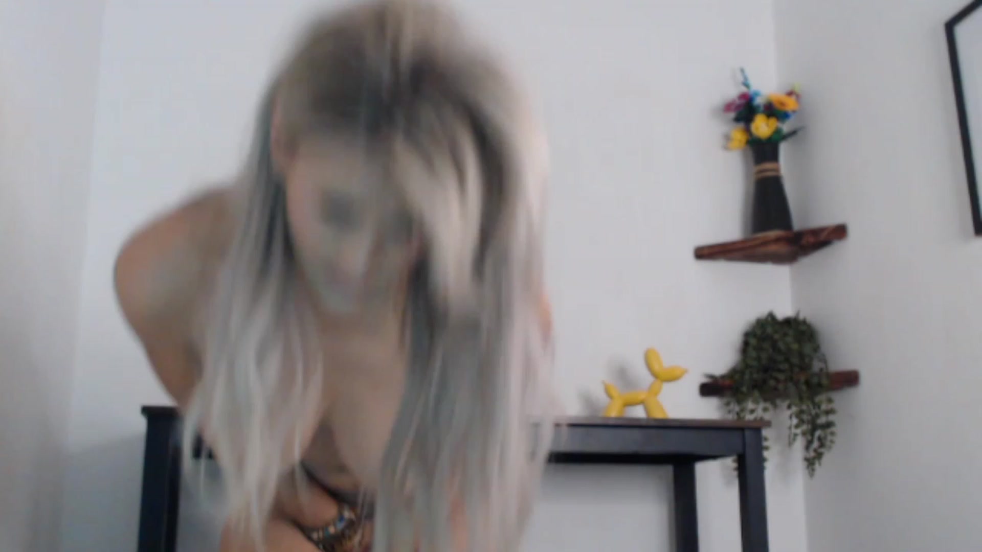 Gallery image thumbnail from English_rose_'s myfreecams stream on, 08/14/2023, 12:41 image 2 of 20