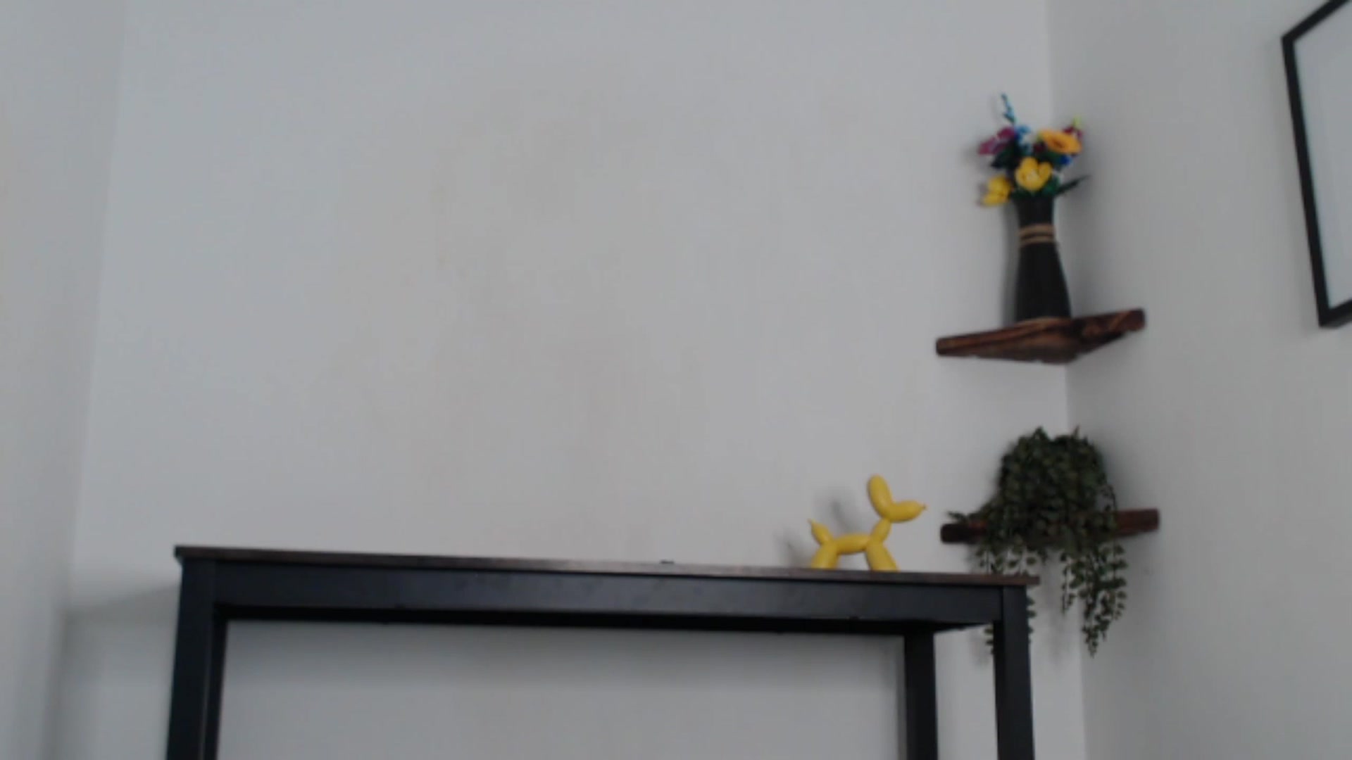 Gallery image thumbnail from English_rose_'s myfreecams stream on, 08/20/2023, 13:08 image 17 of 20