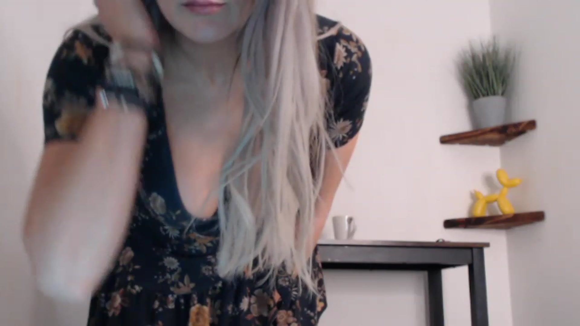 Gallery image thumbnail from English_rose_'s myfreecams stream on, 03/11/2024, 15:29 image 9 of 20
