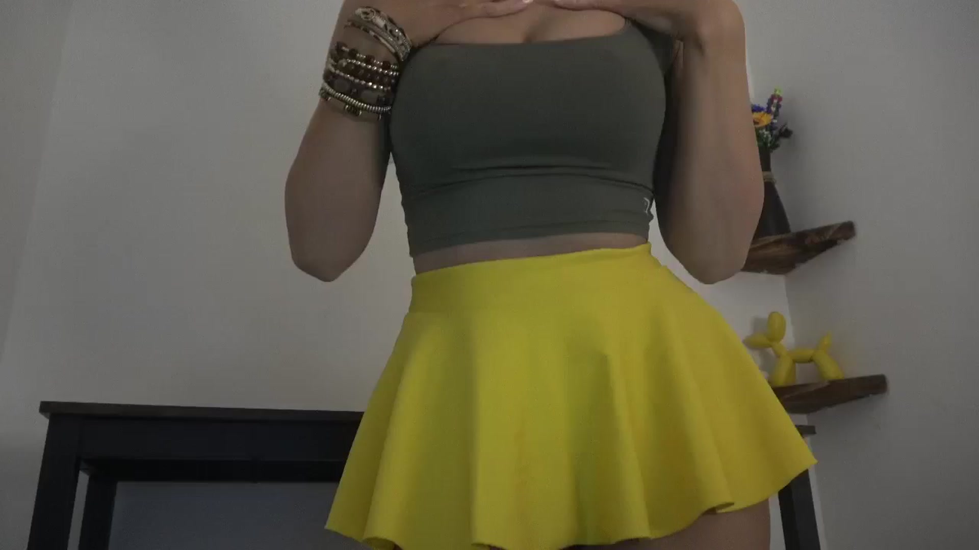 Gallery image thumbnail from English_rose_'s myfreecams stream on, 04/24/2025, 10:31 image 7 of 20