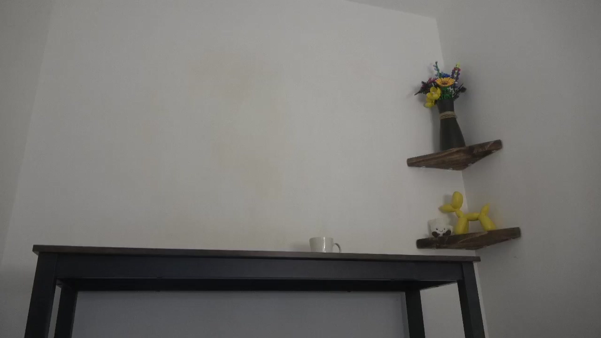 Gallery image thumbnail from English_rose_'s myfreecams stream on, 05/05/2025, 12:39 image 5 of 20