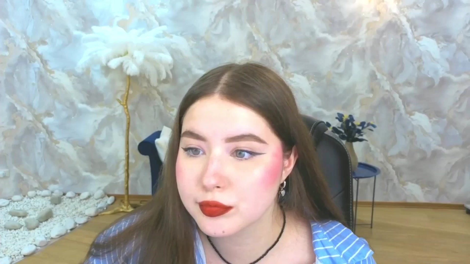 Gallery image thumbnail from EnigmaVeil's myfreecams stream on, 10/04/2025, 08:48 image 3 of 20