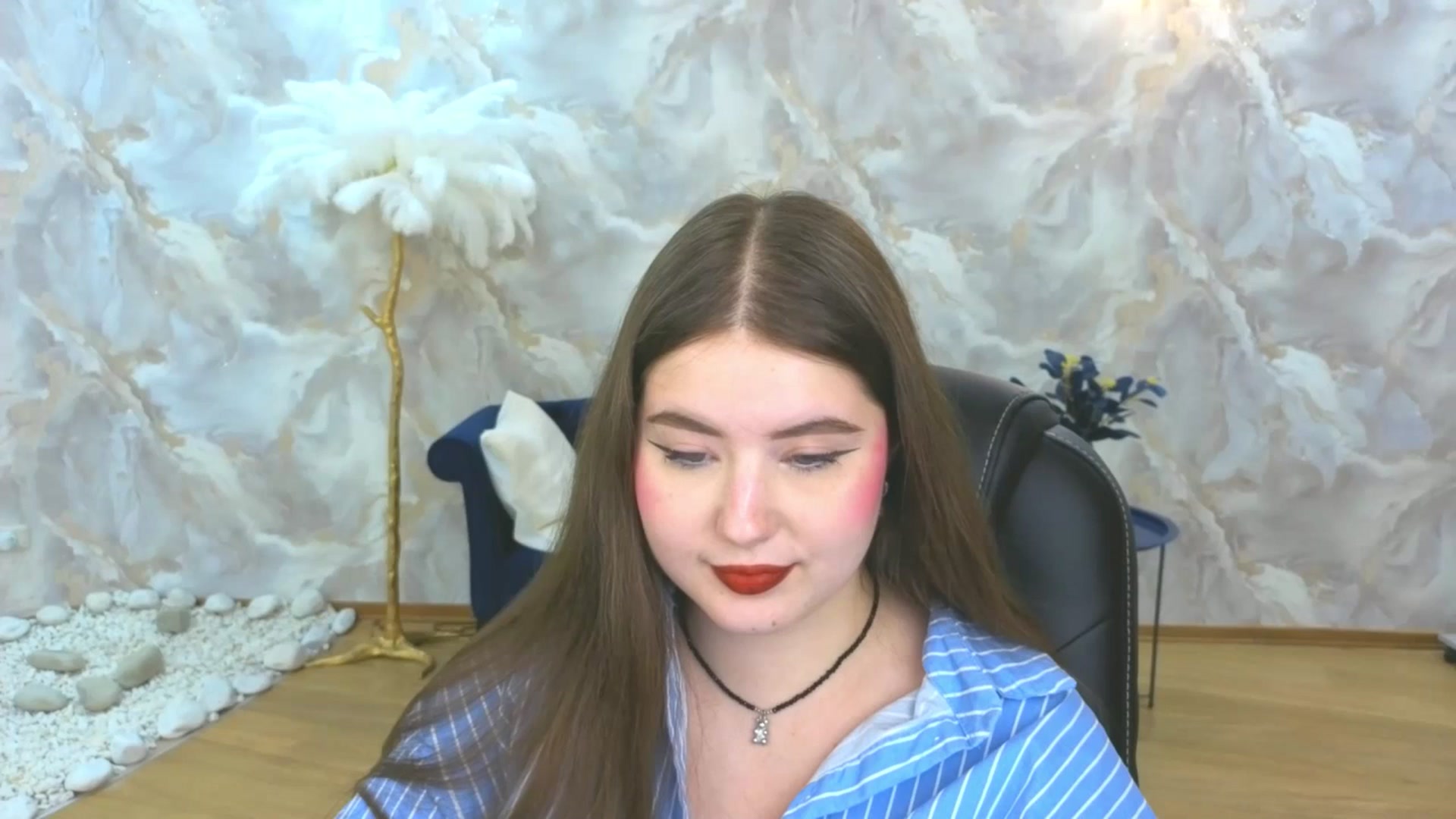 Gallery image thumbnail from EnigmaVeil's myfreecams stream on, 10/04/2025, 08:48 image 2 of 20